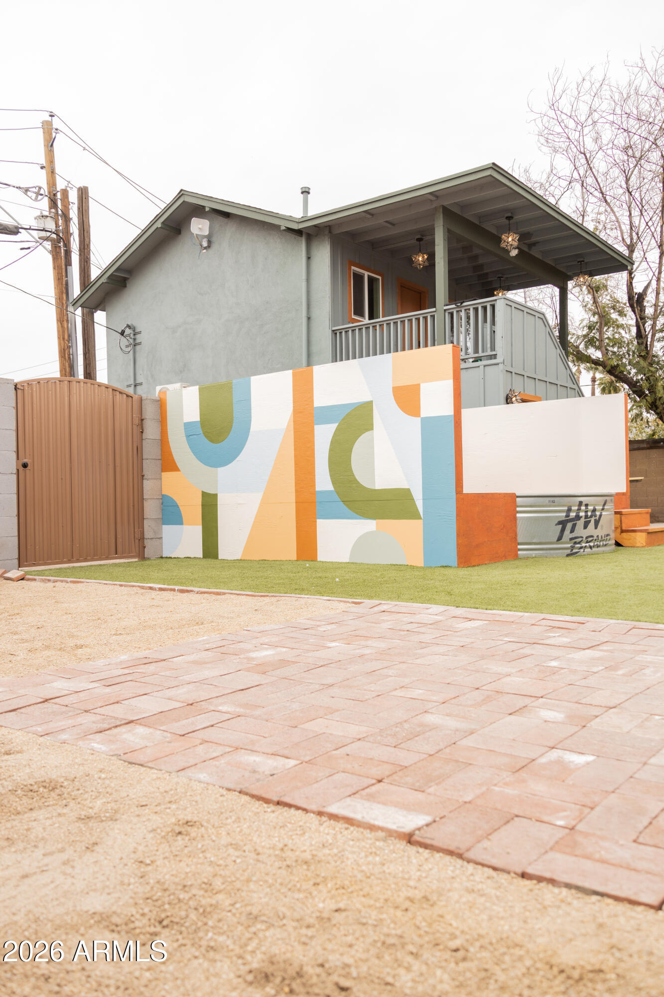 1502 W MONROE Street