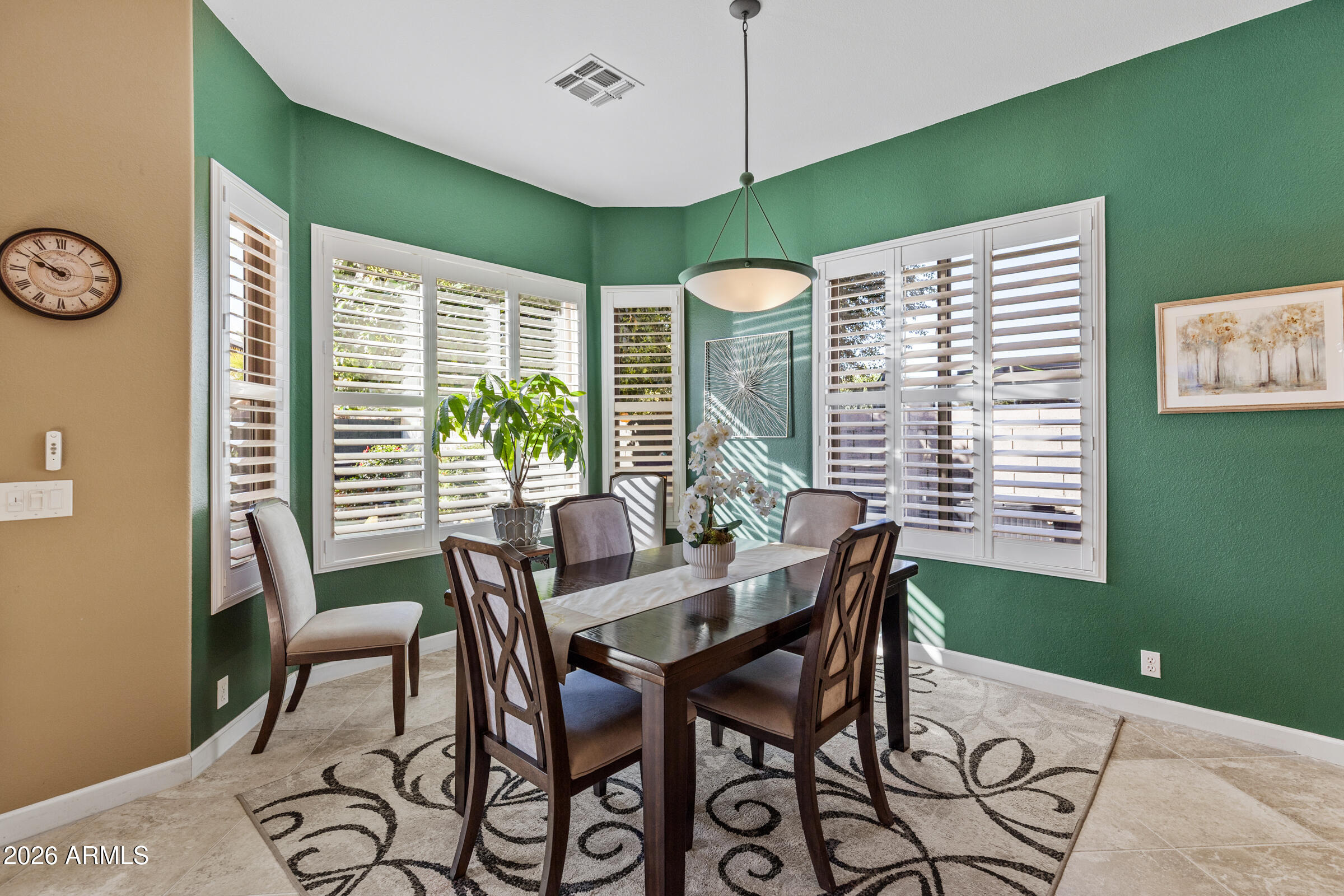 10537 E FORGE Avenue