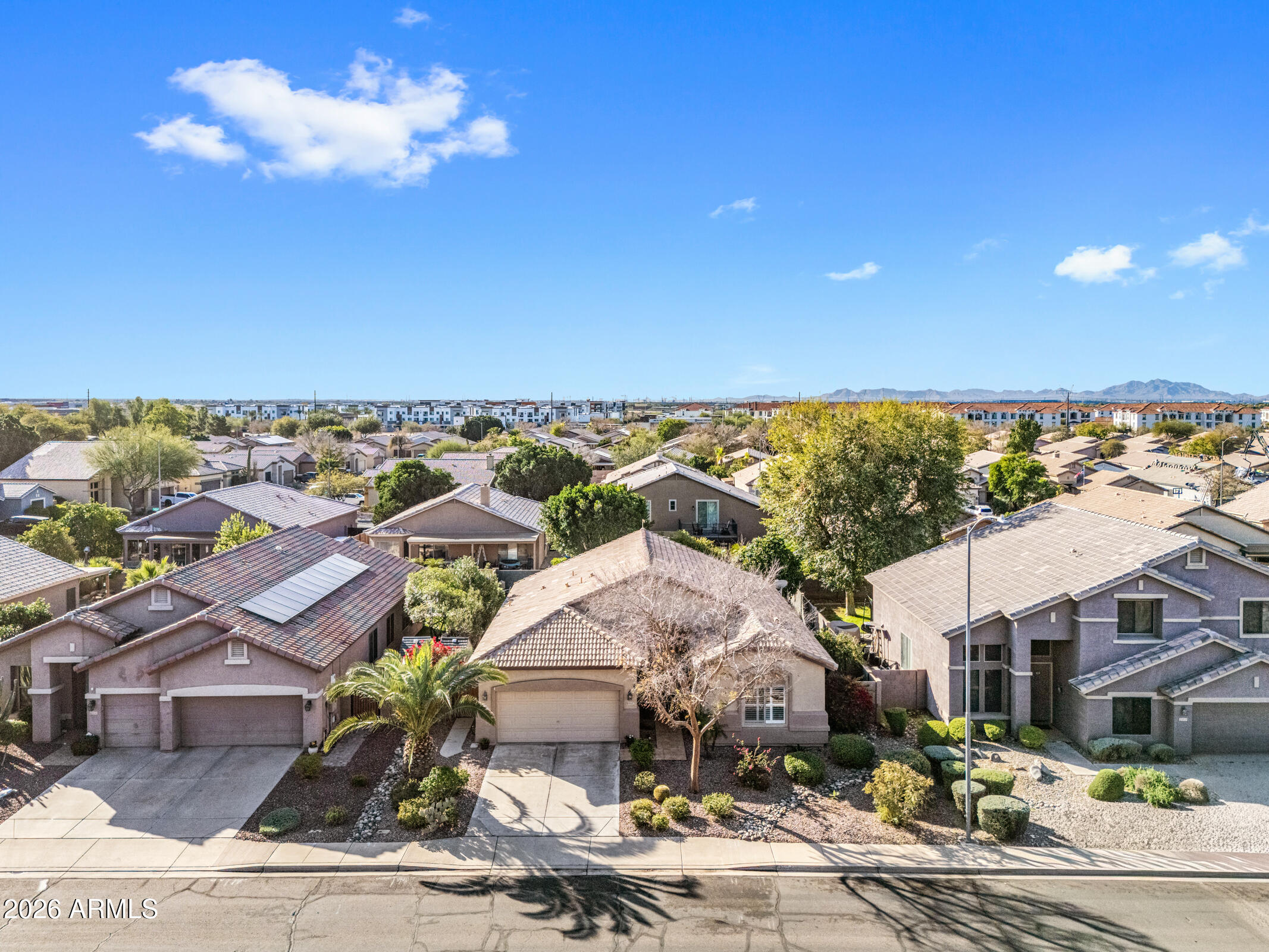 10537 E FORGE Avenue