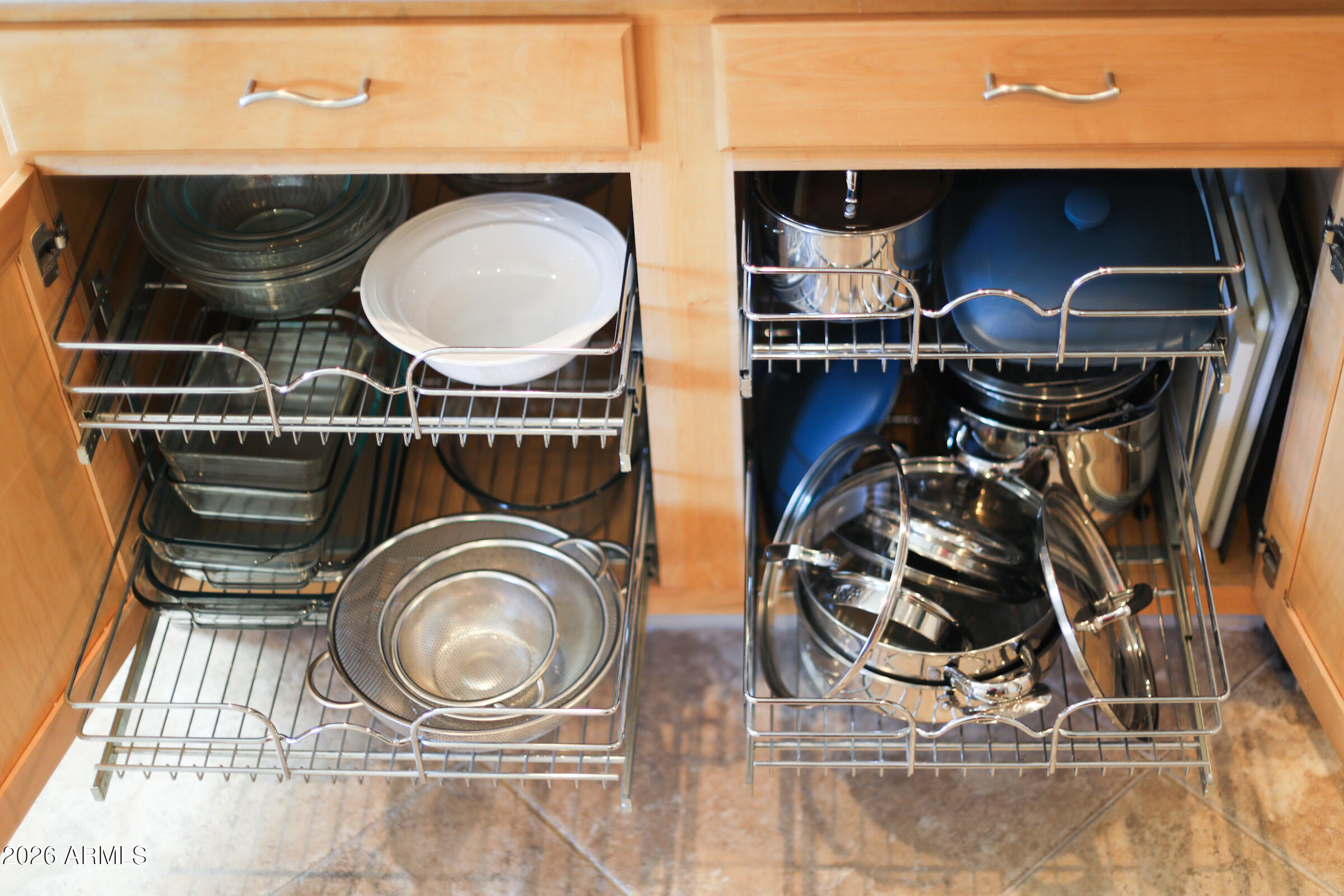 10537 E FORGE Avenue