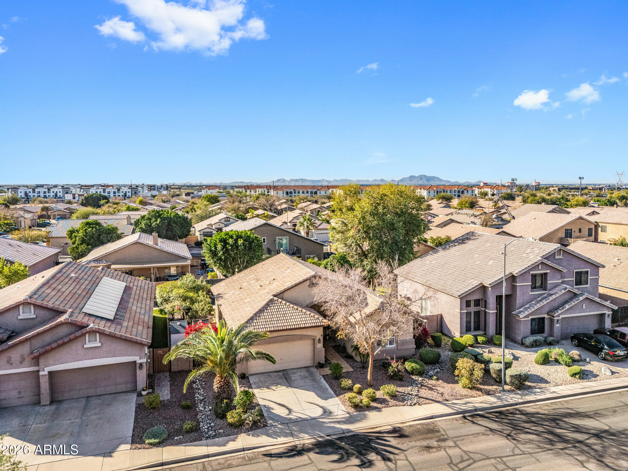 10537 E FORGE Avenue