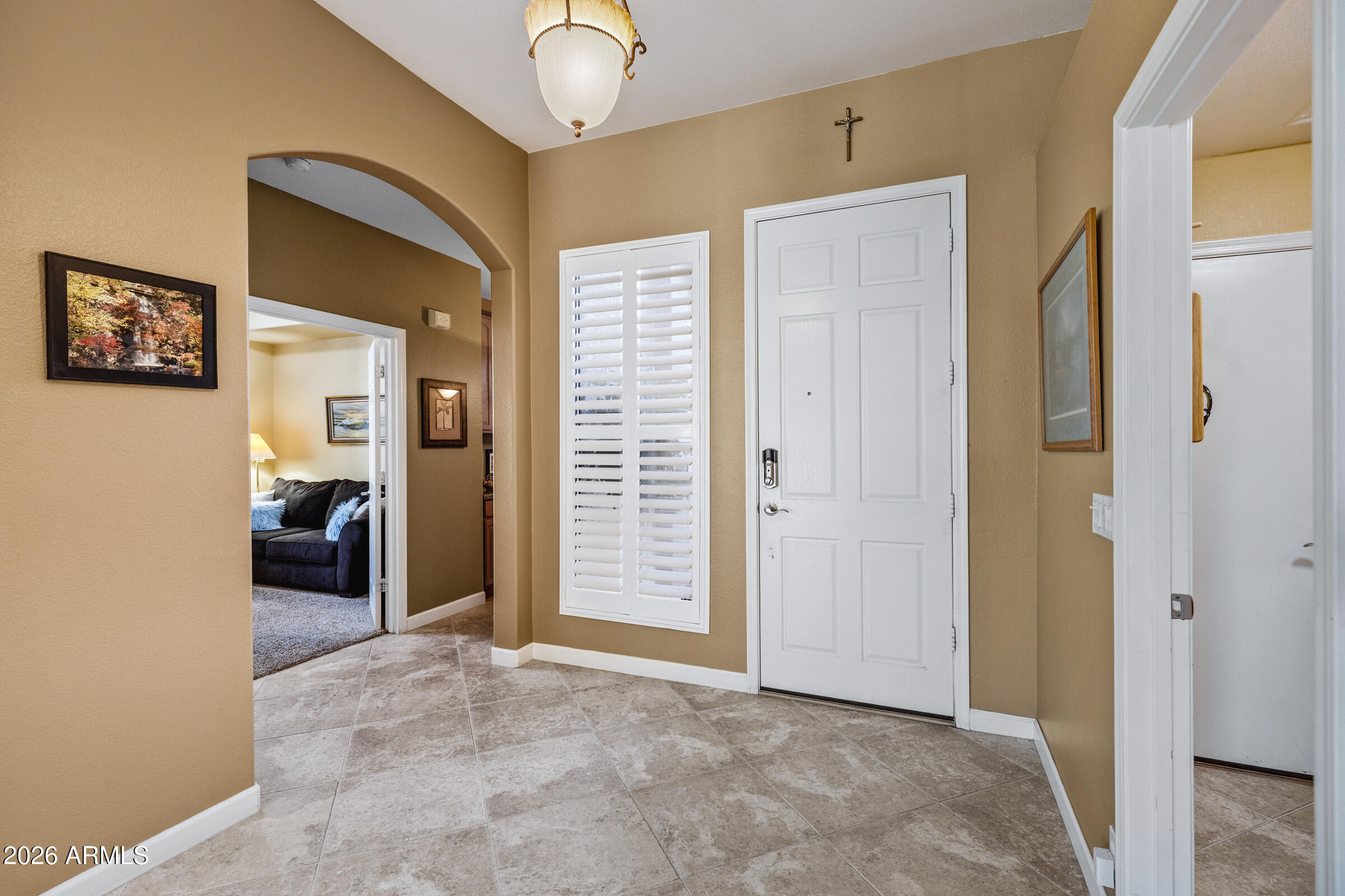 10537 E FORGE Avenue