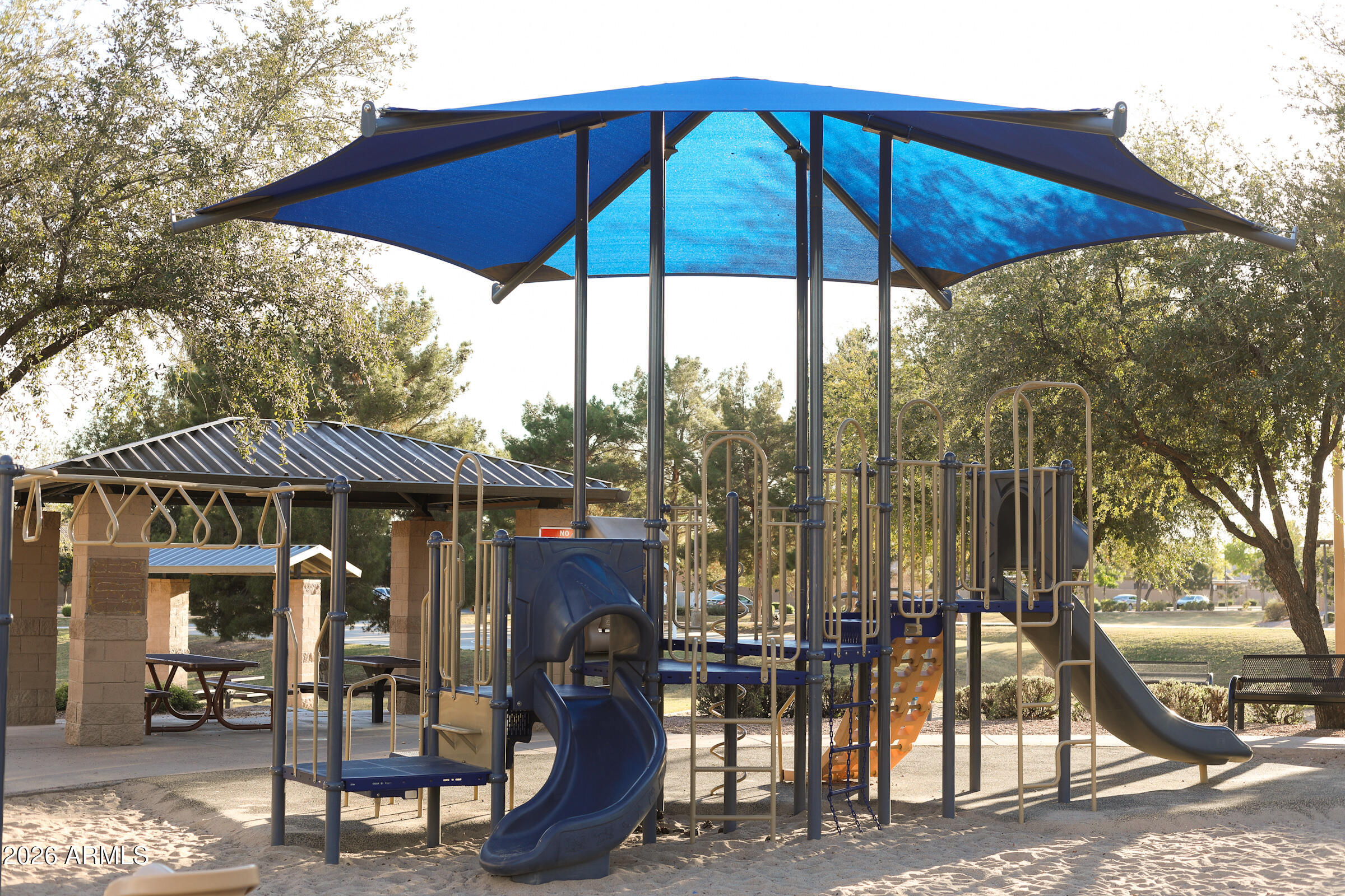 10537 E FORGE Avenue