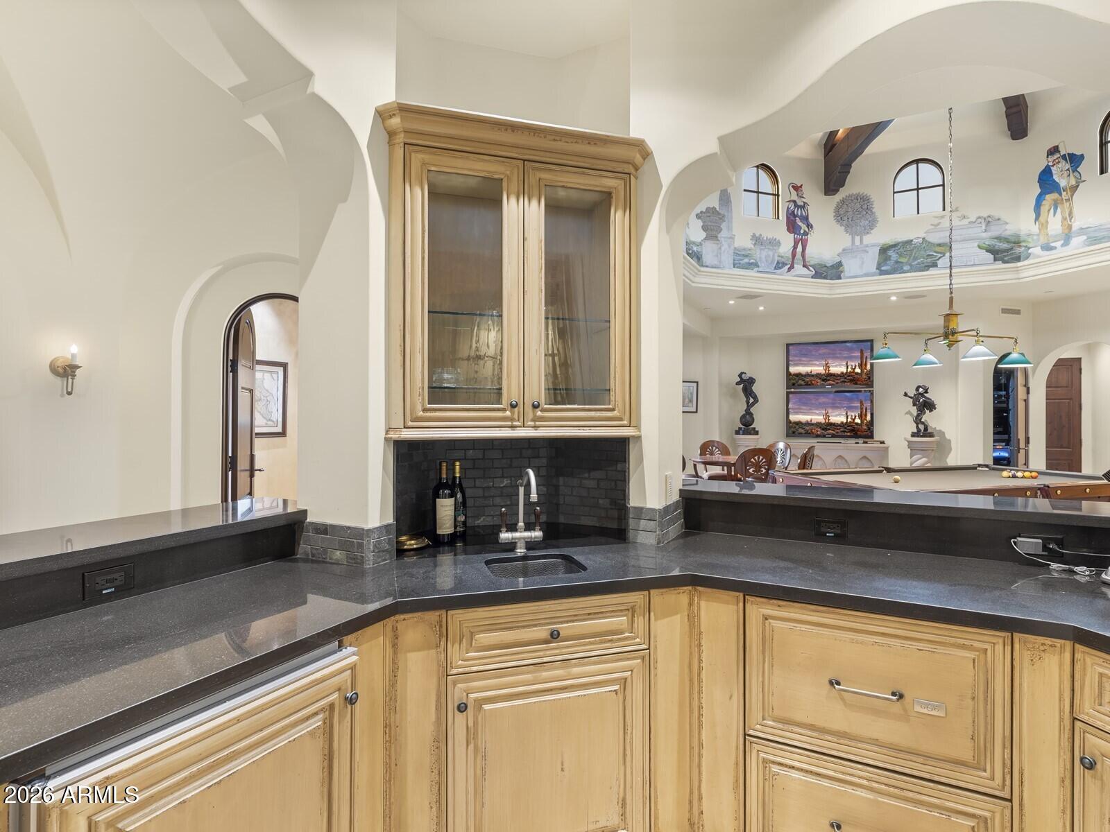 6619 E STALLION Road