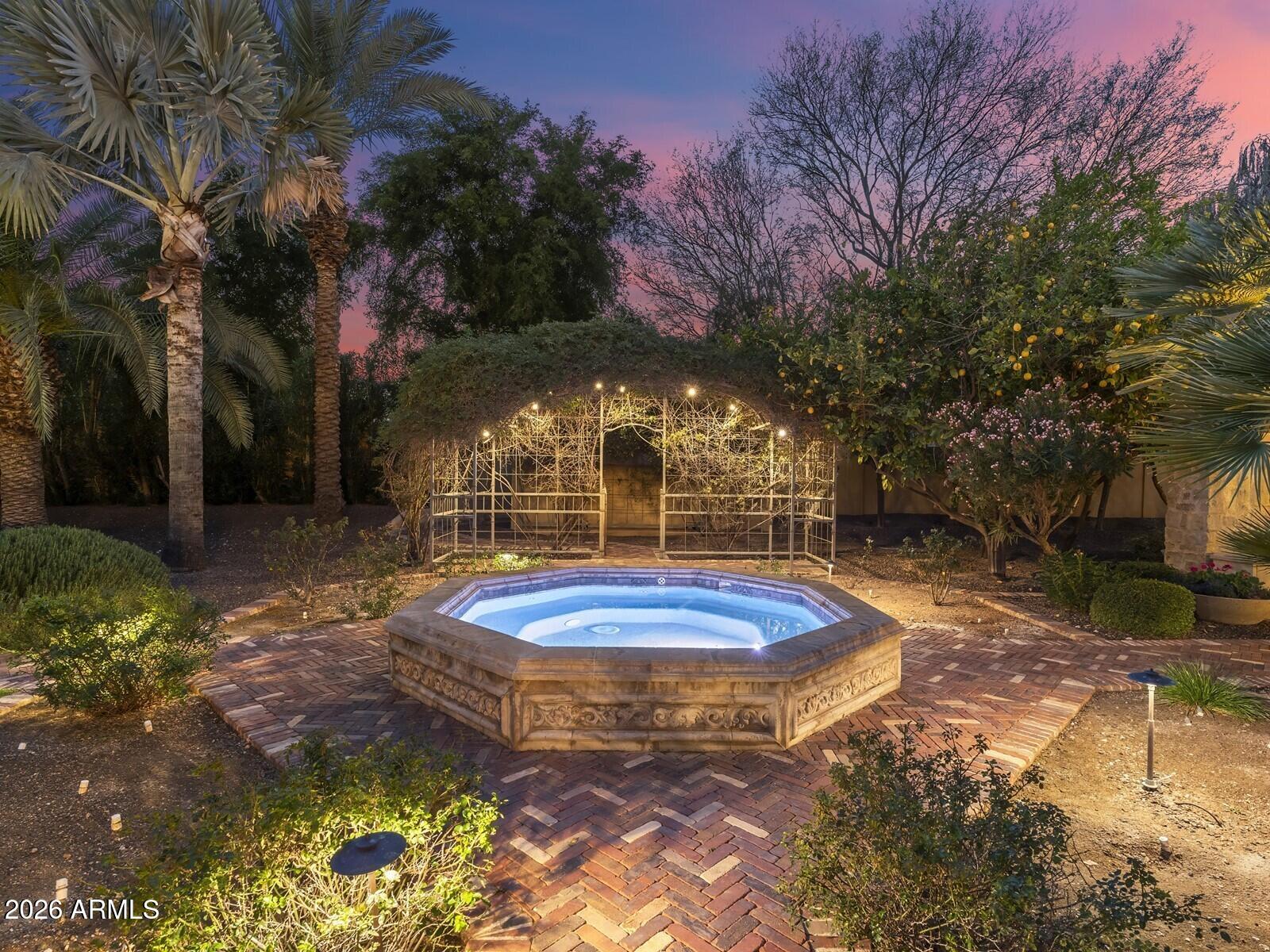 6619 E STALLION Road