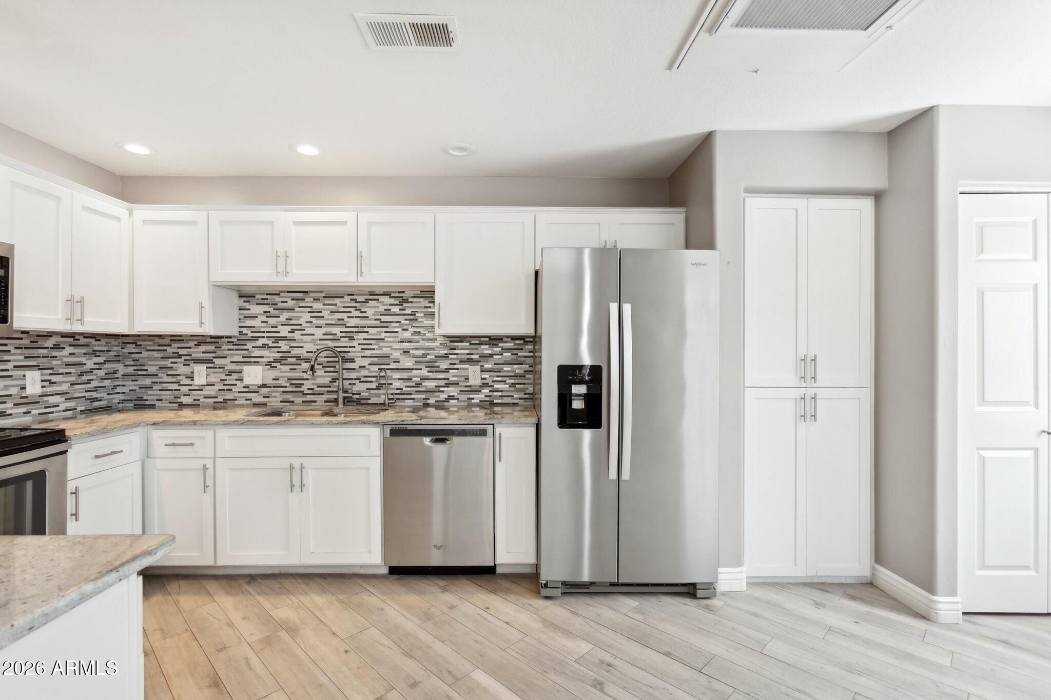 15252 N 100TH Street 1168