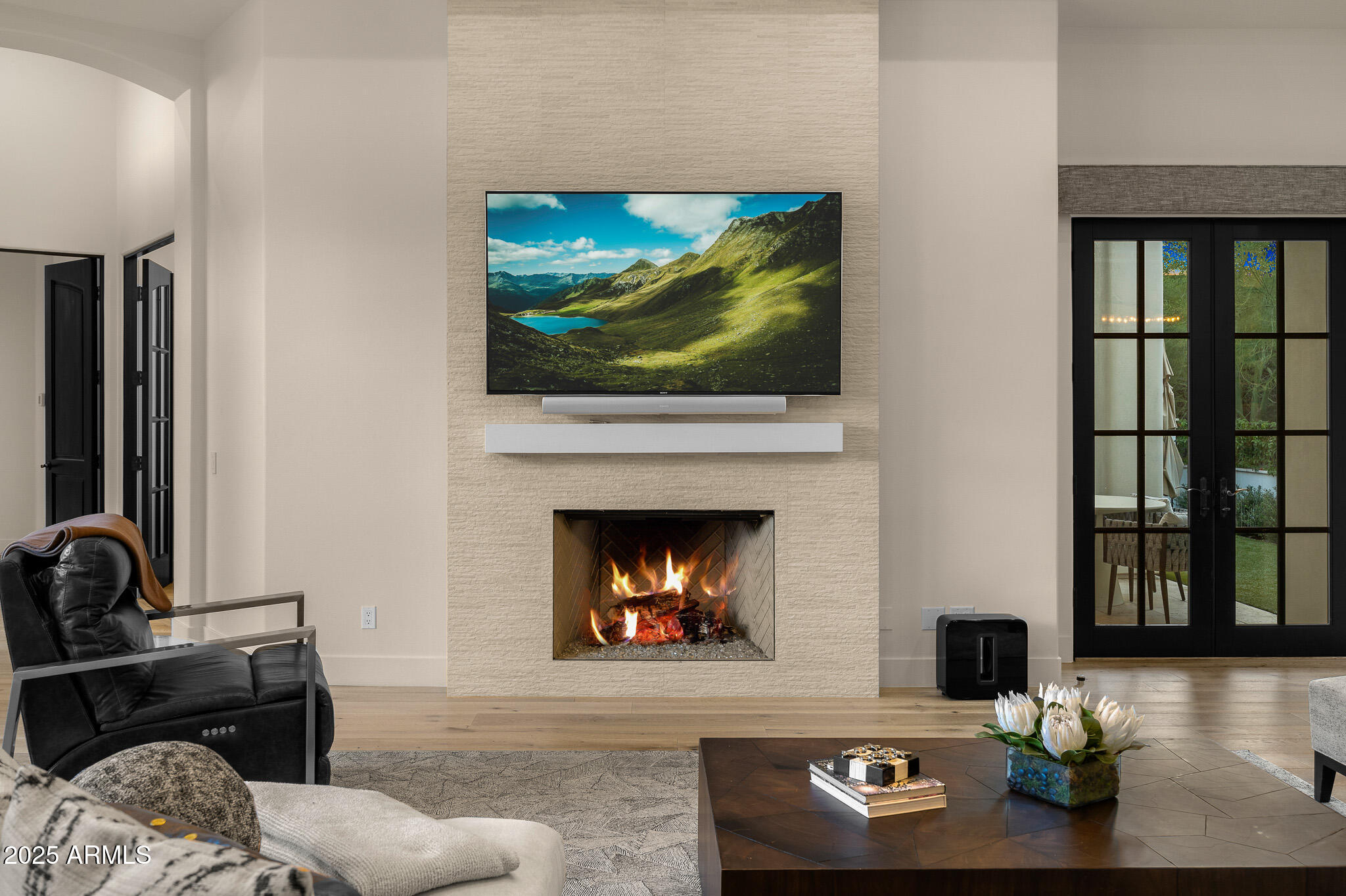 6650 N HILLSIDE Drive