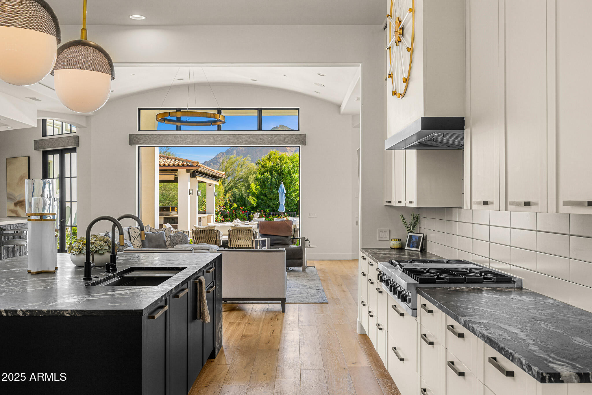 6650 N HILLSIDE Drive