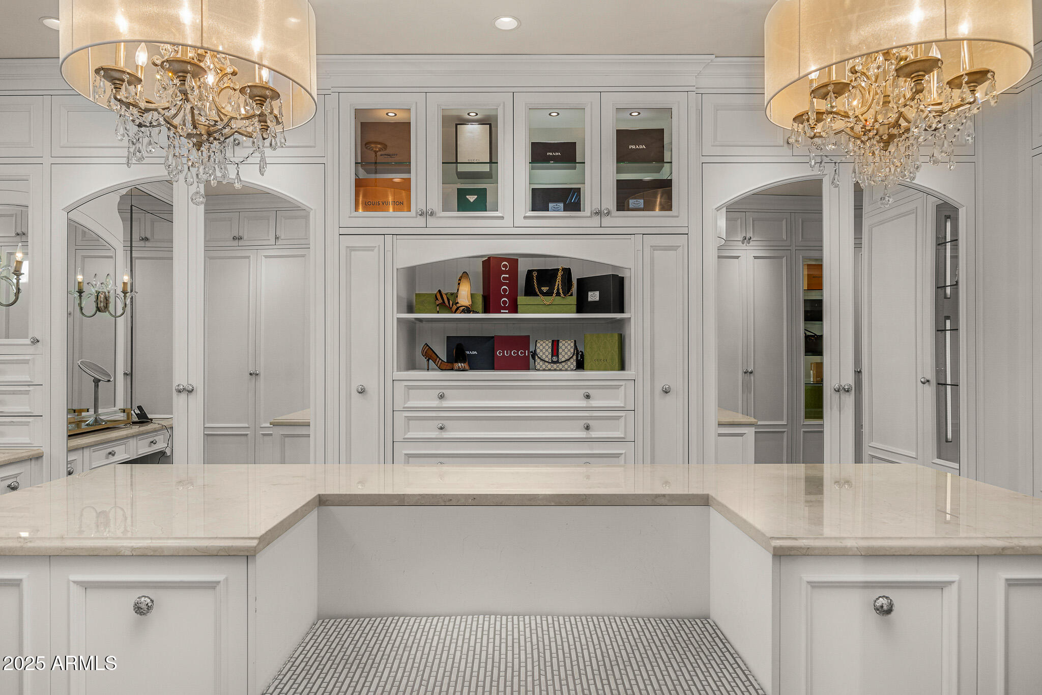 6650 N HILLSIDE Drive