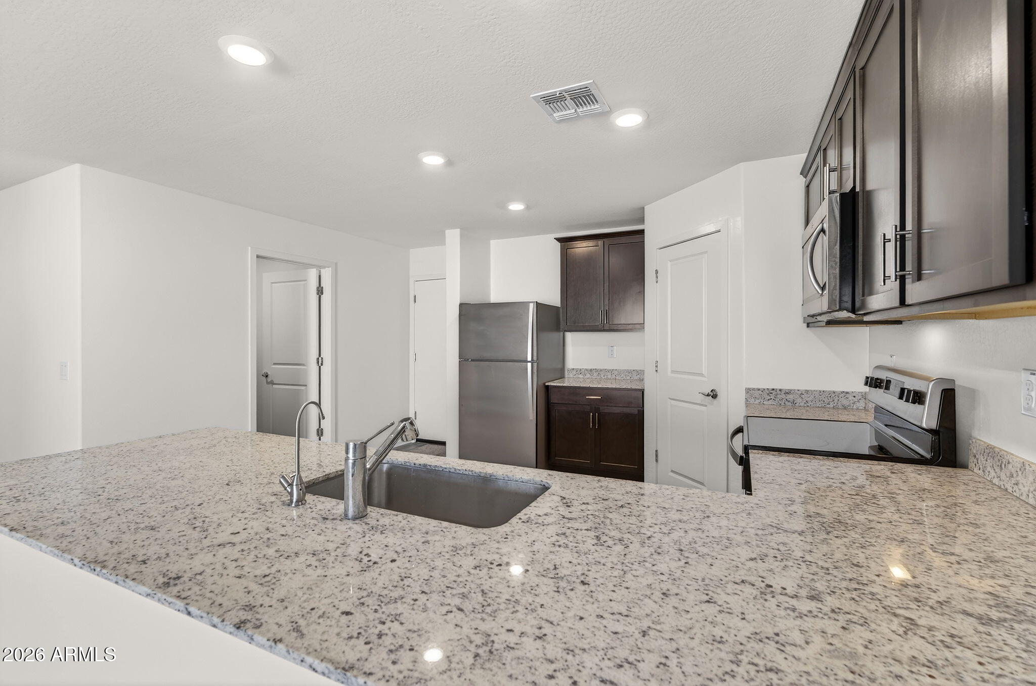 354 E RIDGEVIEW Trail