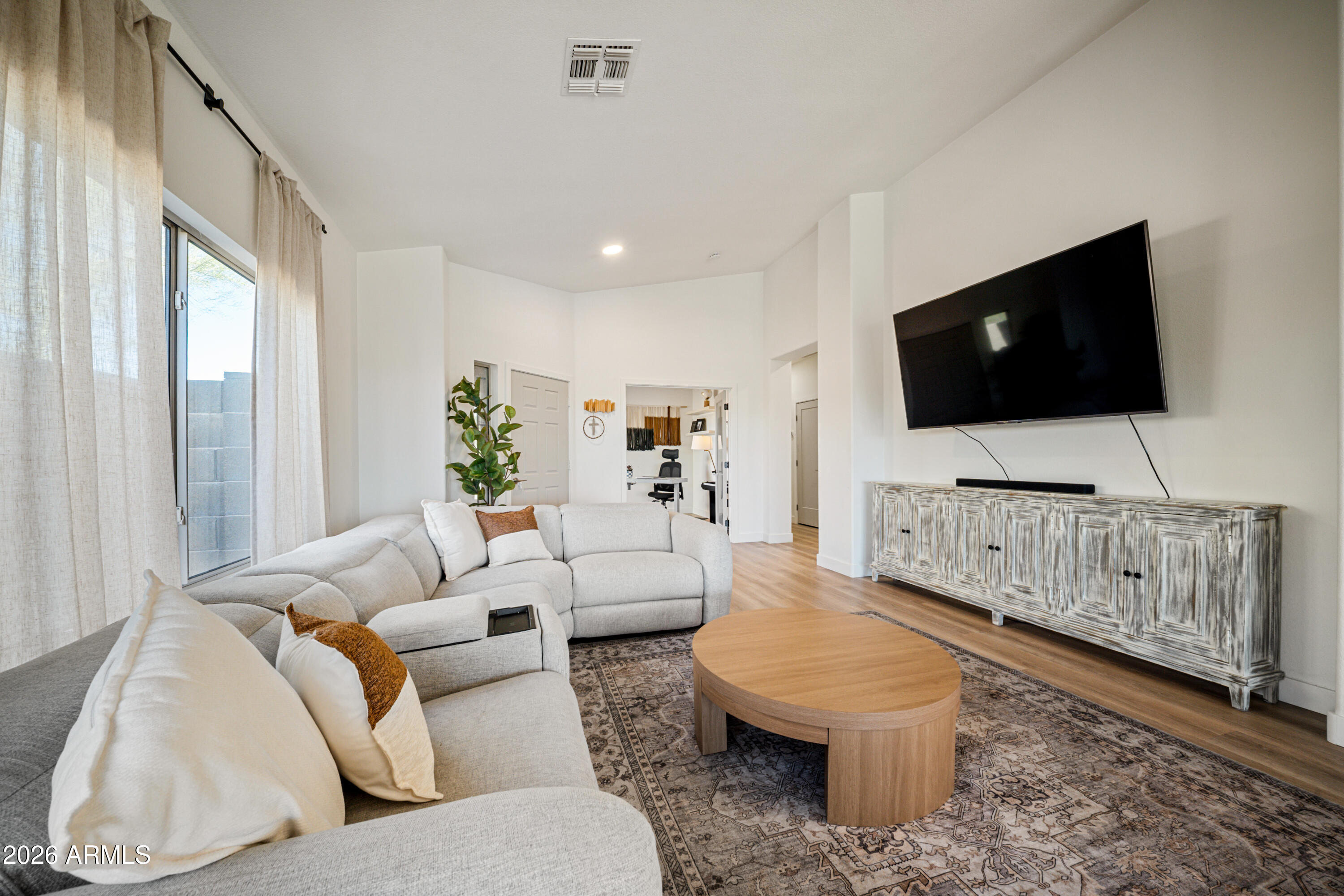40724 N CAPITAL Court