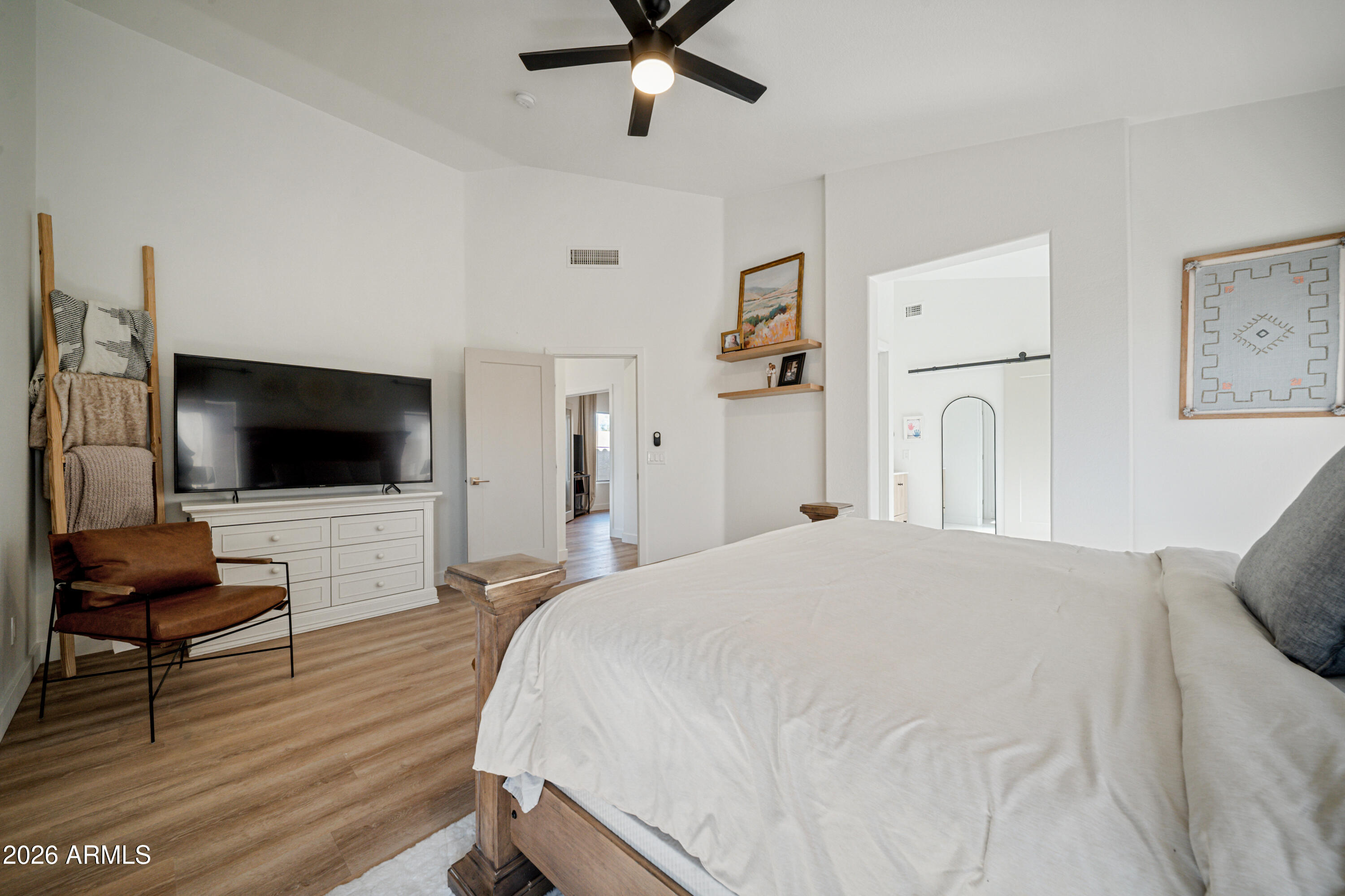 40724 N CAPITAL Court