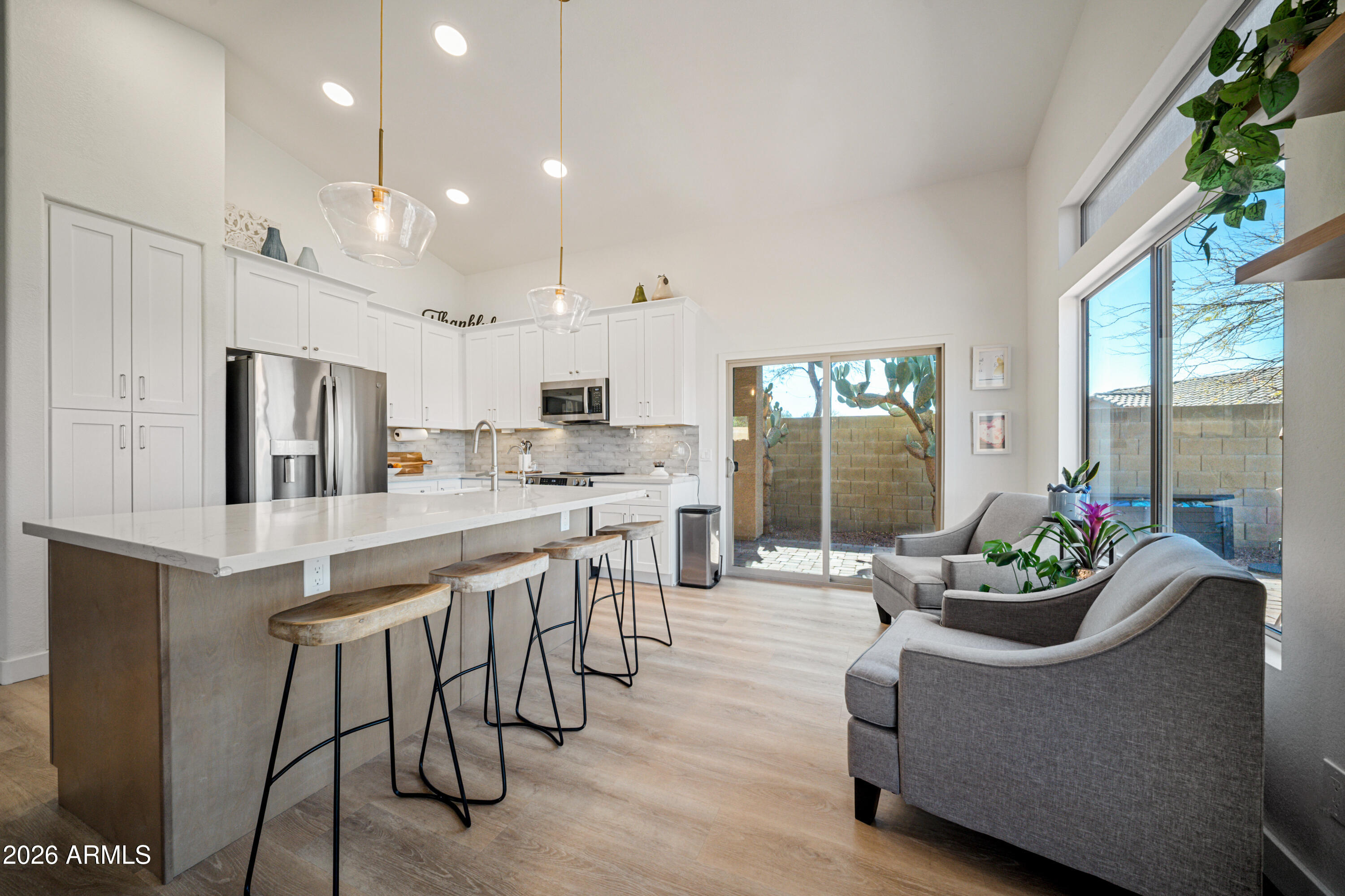 40724 N CAPITAL Court
