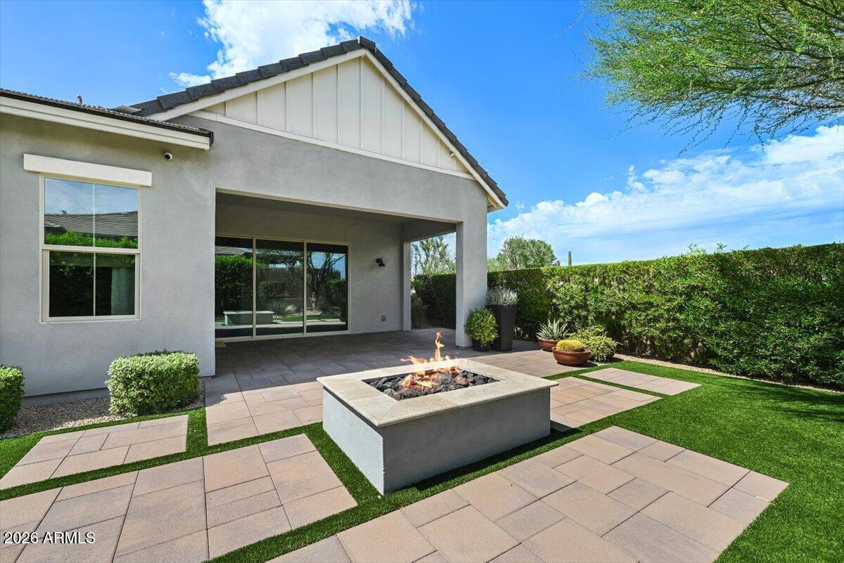 4412 E ROY ROGERS Road