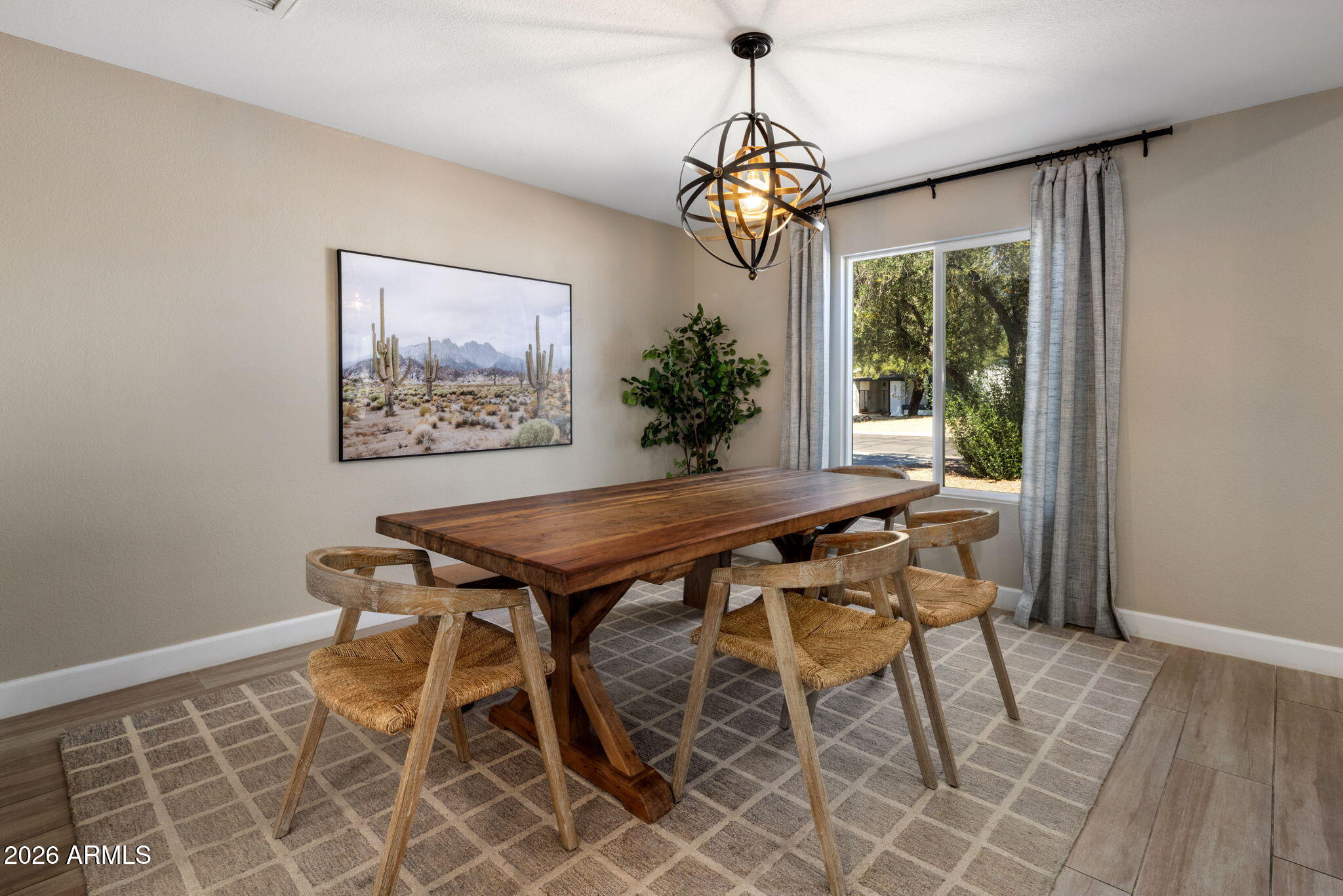 5839 E VOLTAIRE Avenue