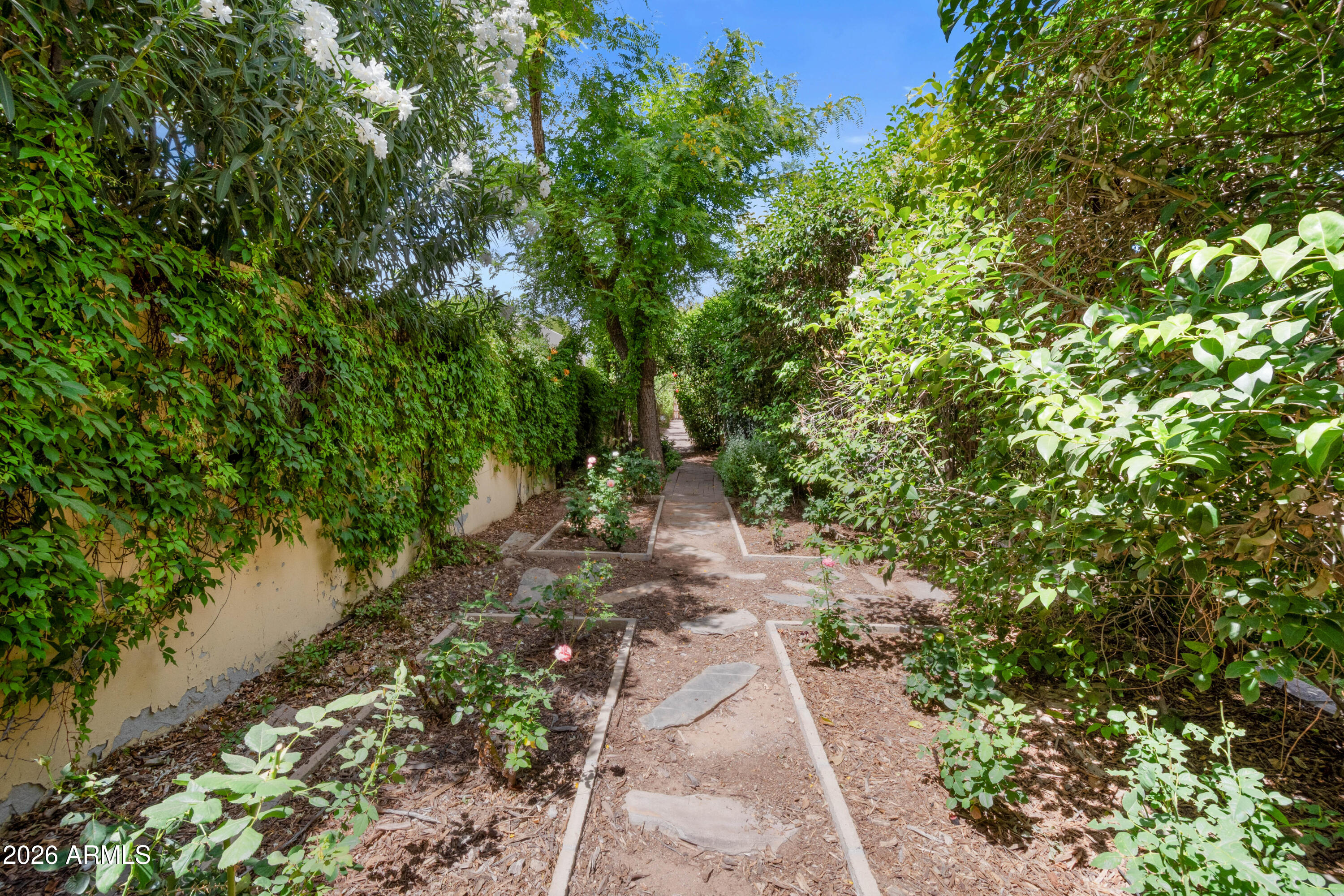 8131 E APPALOOSA Trail