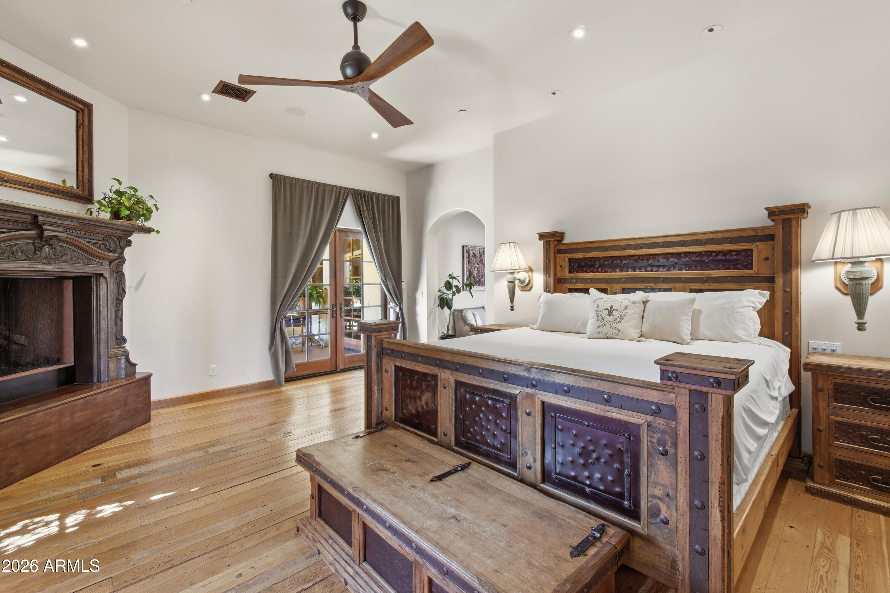 8131 E APPALOOSA Trail