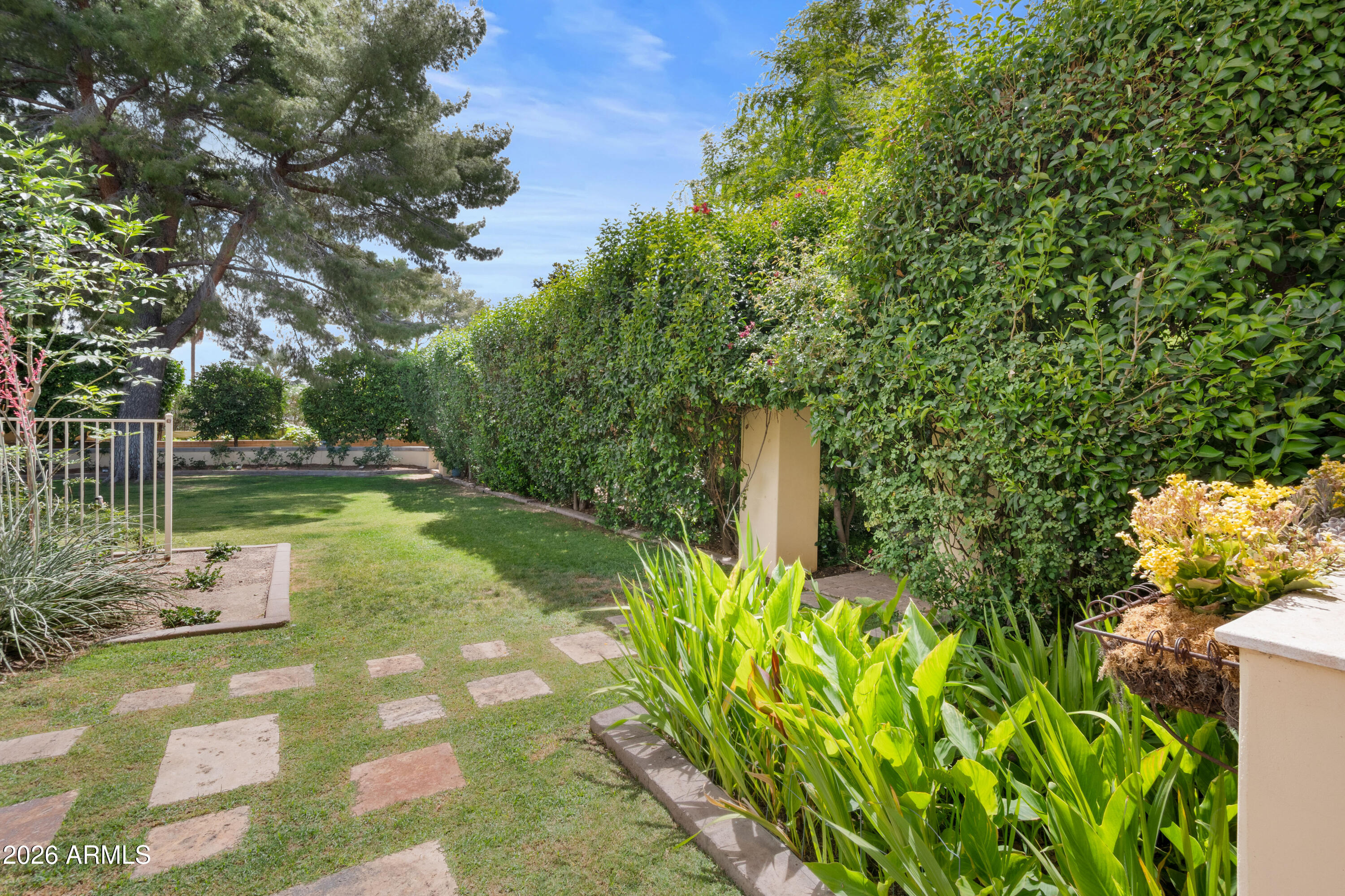 8131 E APPALOOSA Trail