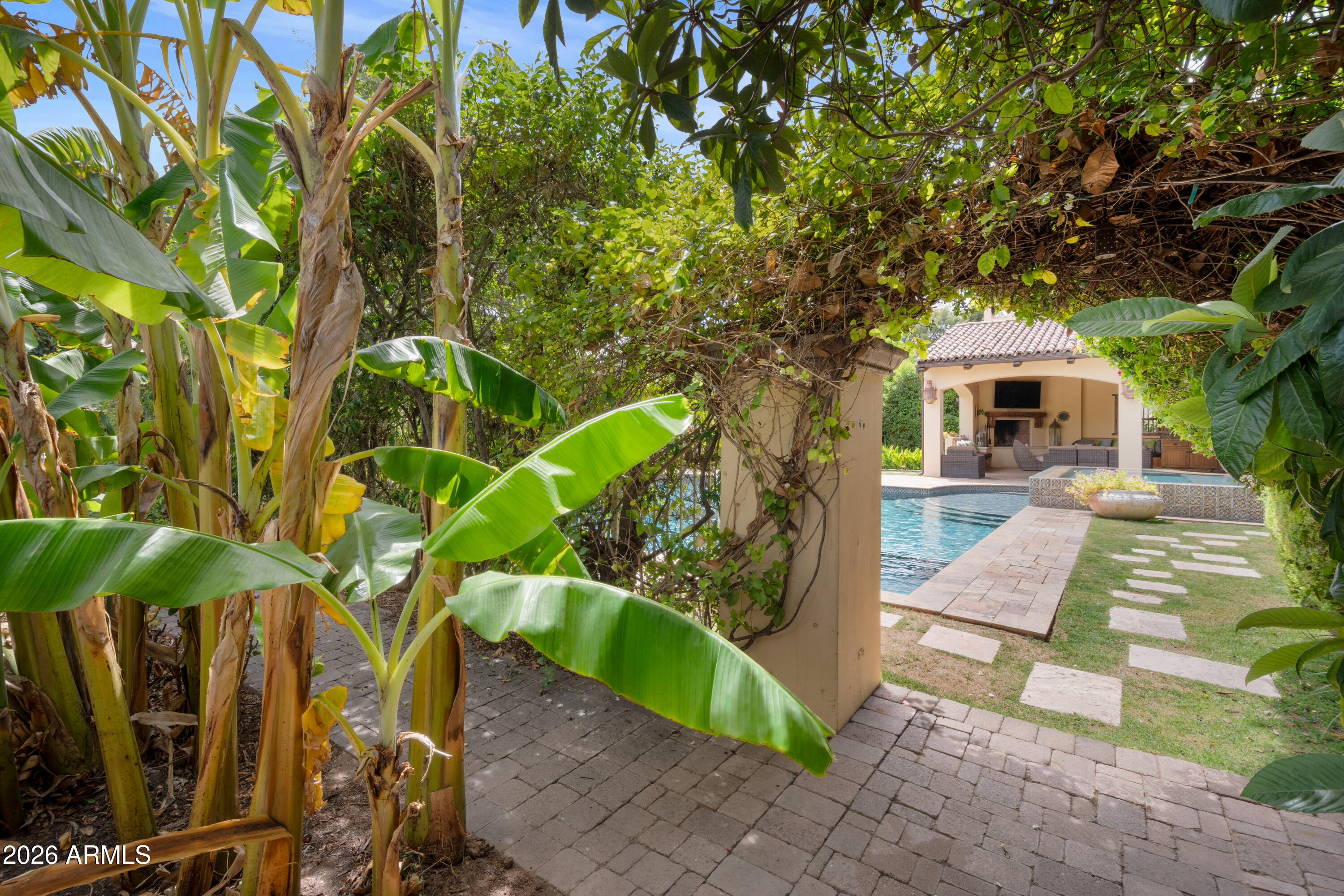 8131 E APPALOOSA Trail