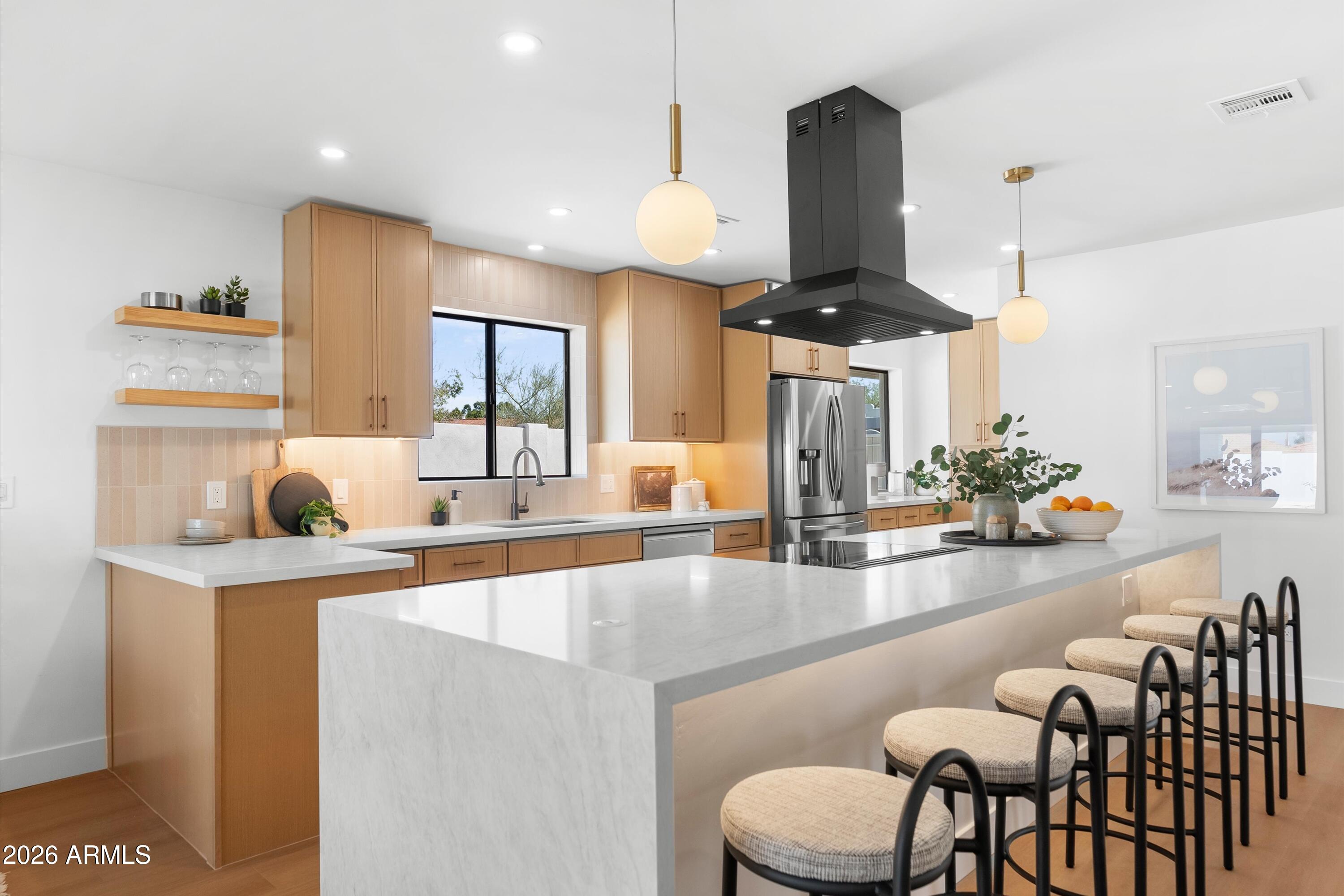 5334 E SHERIDAN Street