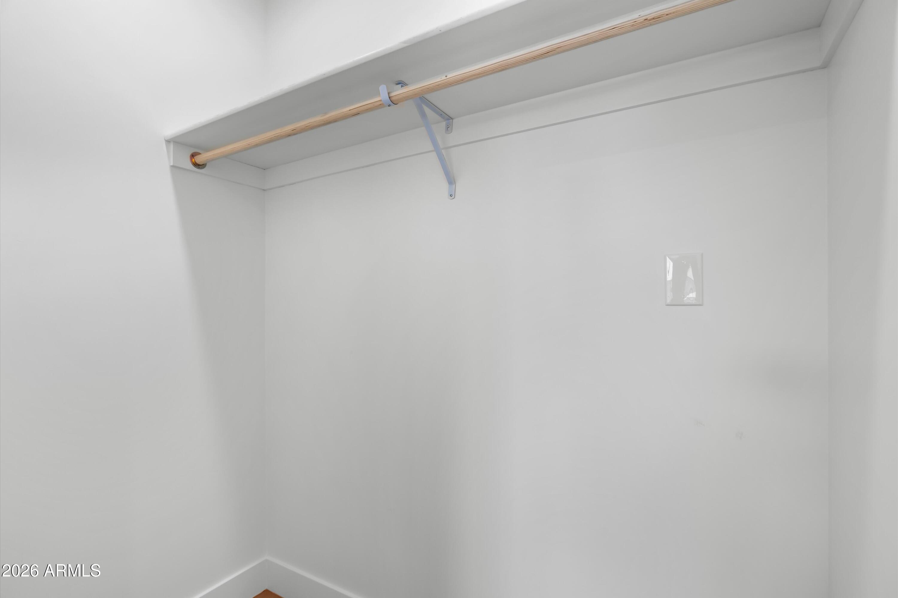 5334 E SHERIDAN Street