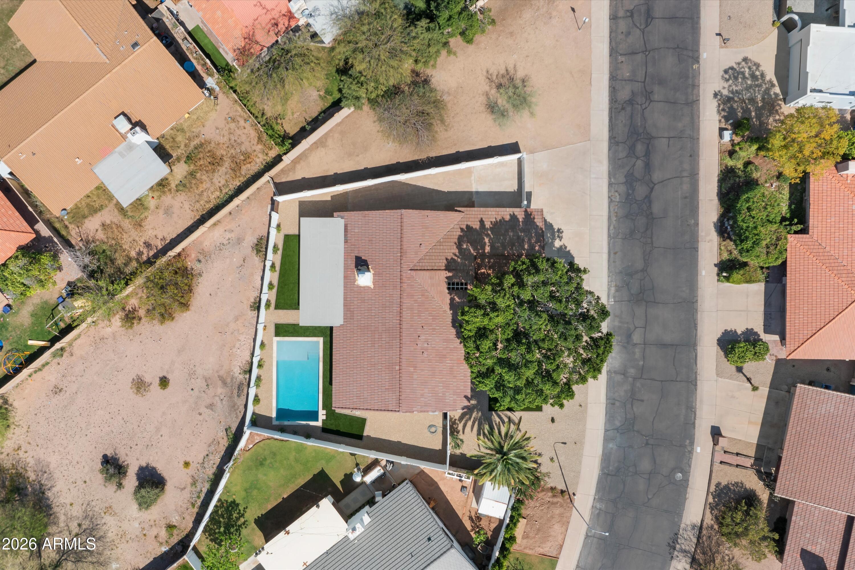 5334 E SHERIDAN Street