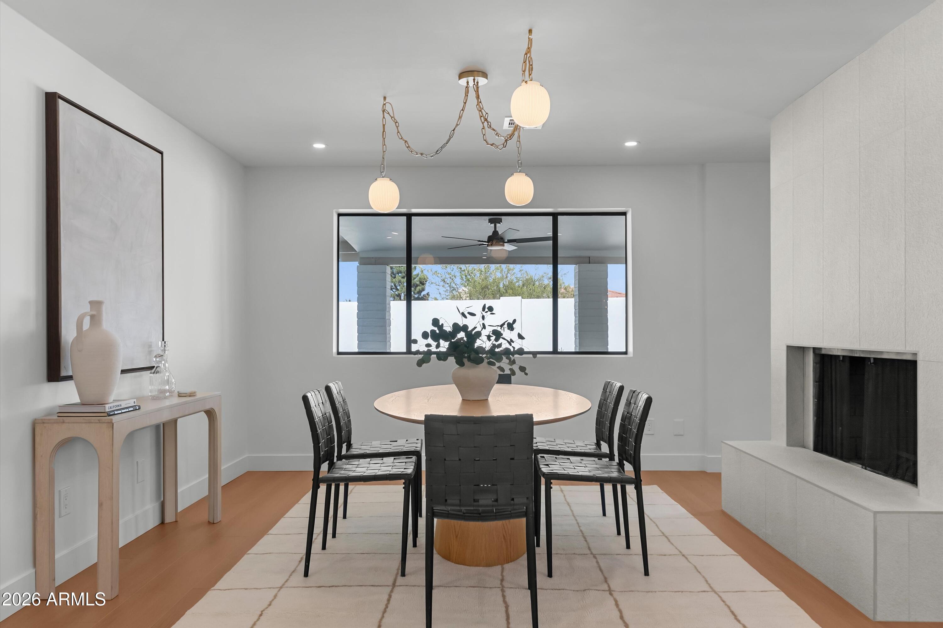 5334 E SHERIDAN Street