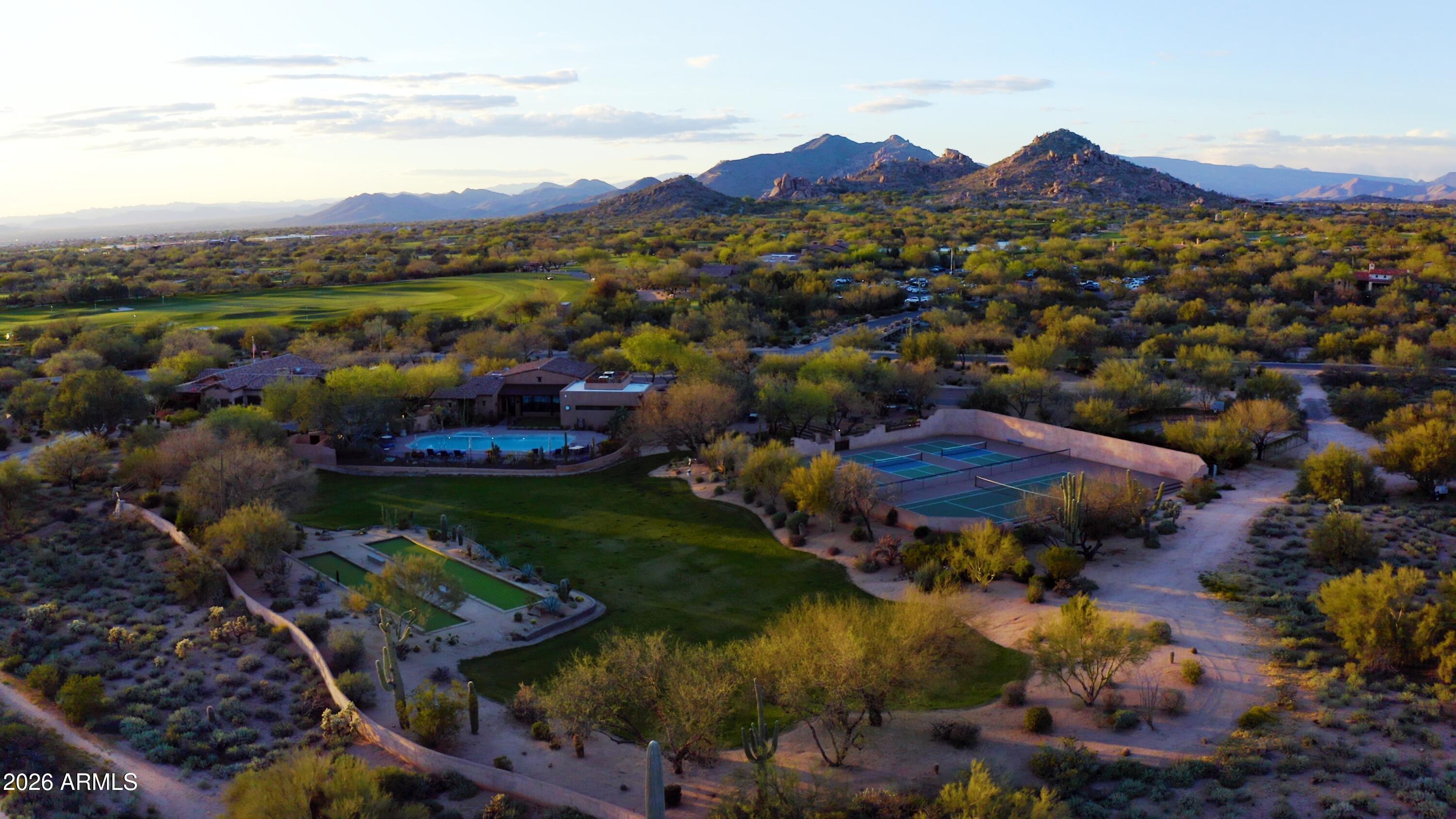 8600 E WHISPER ROCK Trail 102