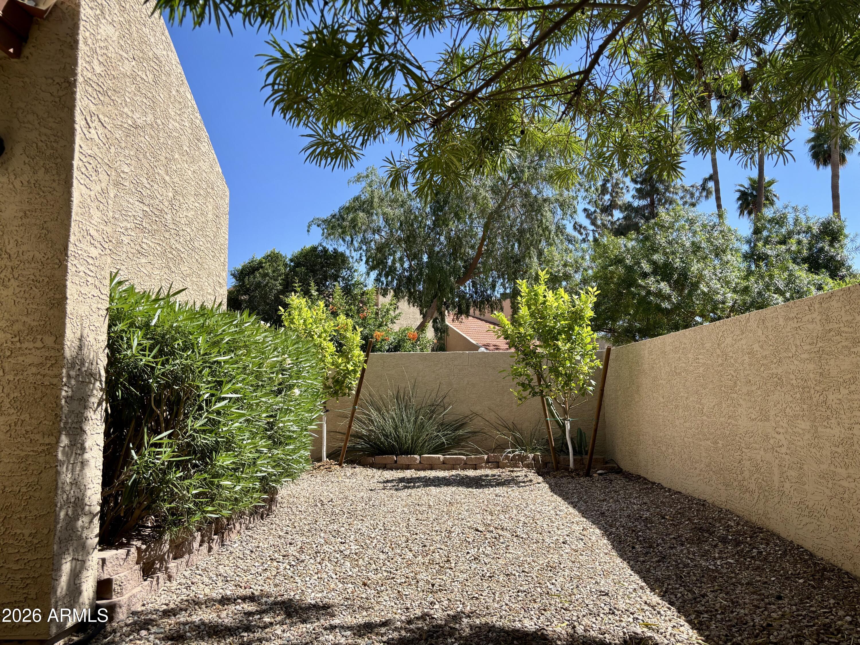 4213 W CALAVAR Road
