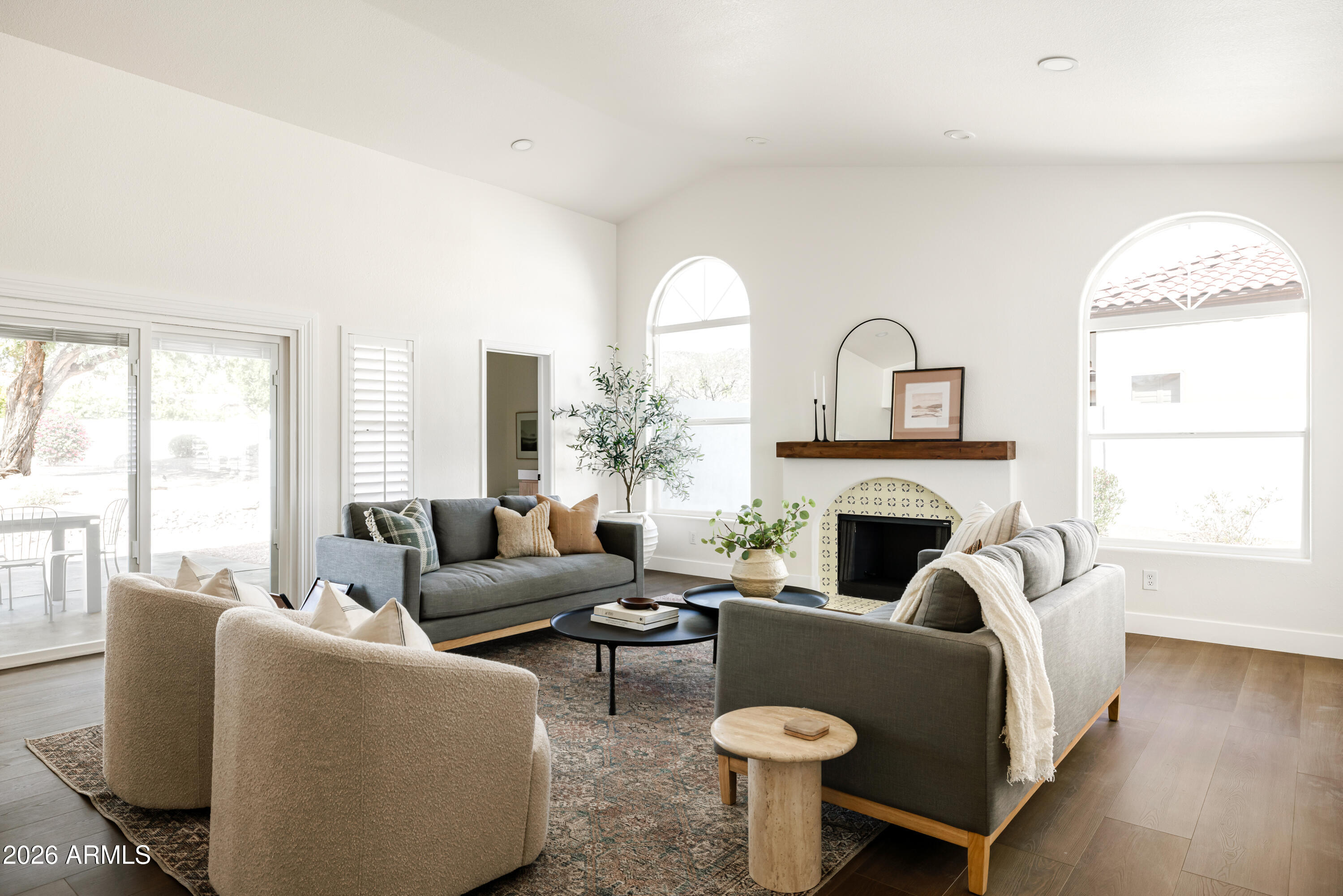 3620 E COCONINO Place