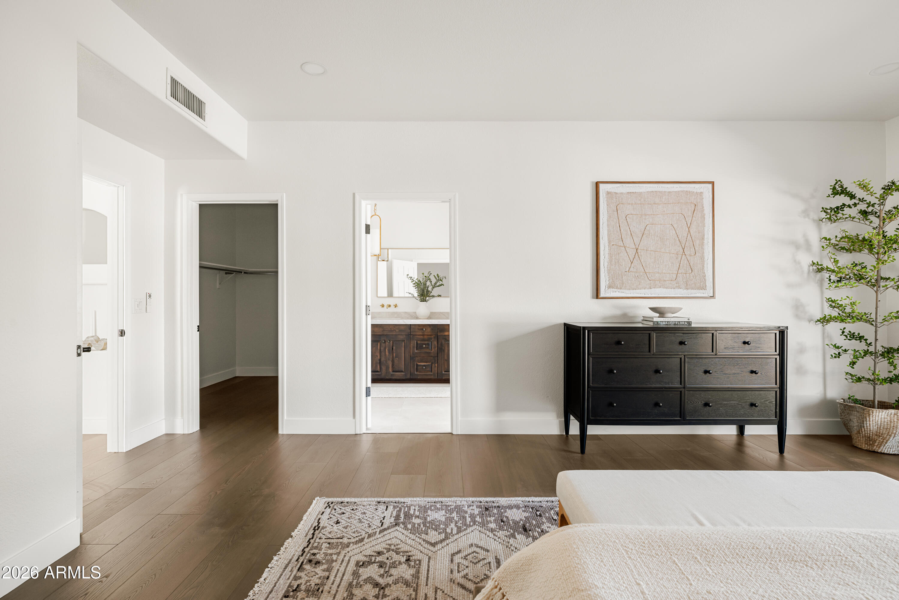 3620 E COCONINO Place