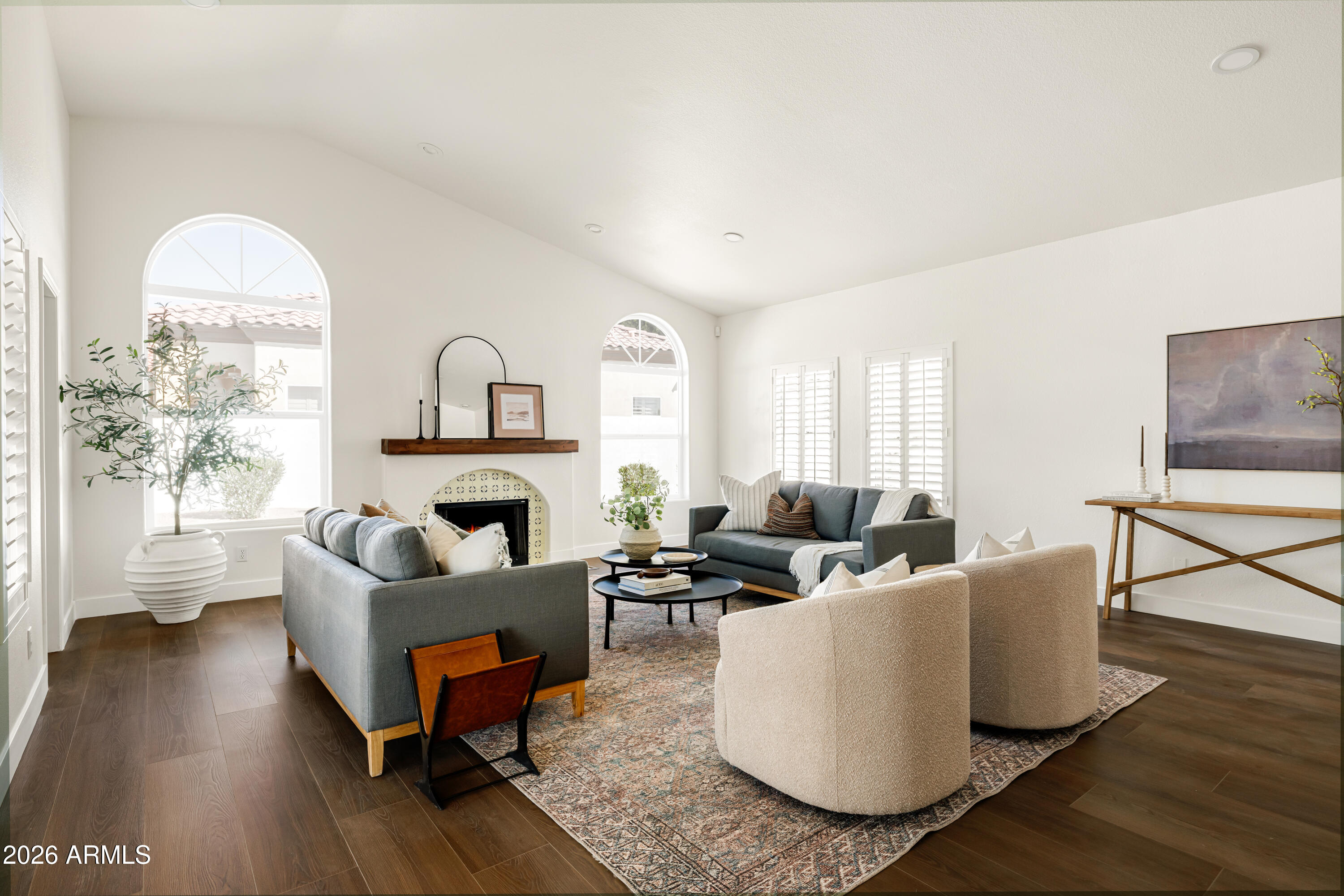 3620 E COCONINO Place