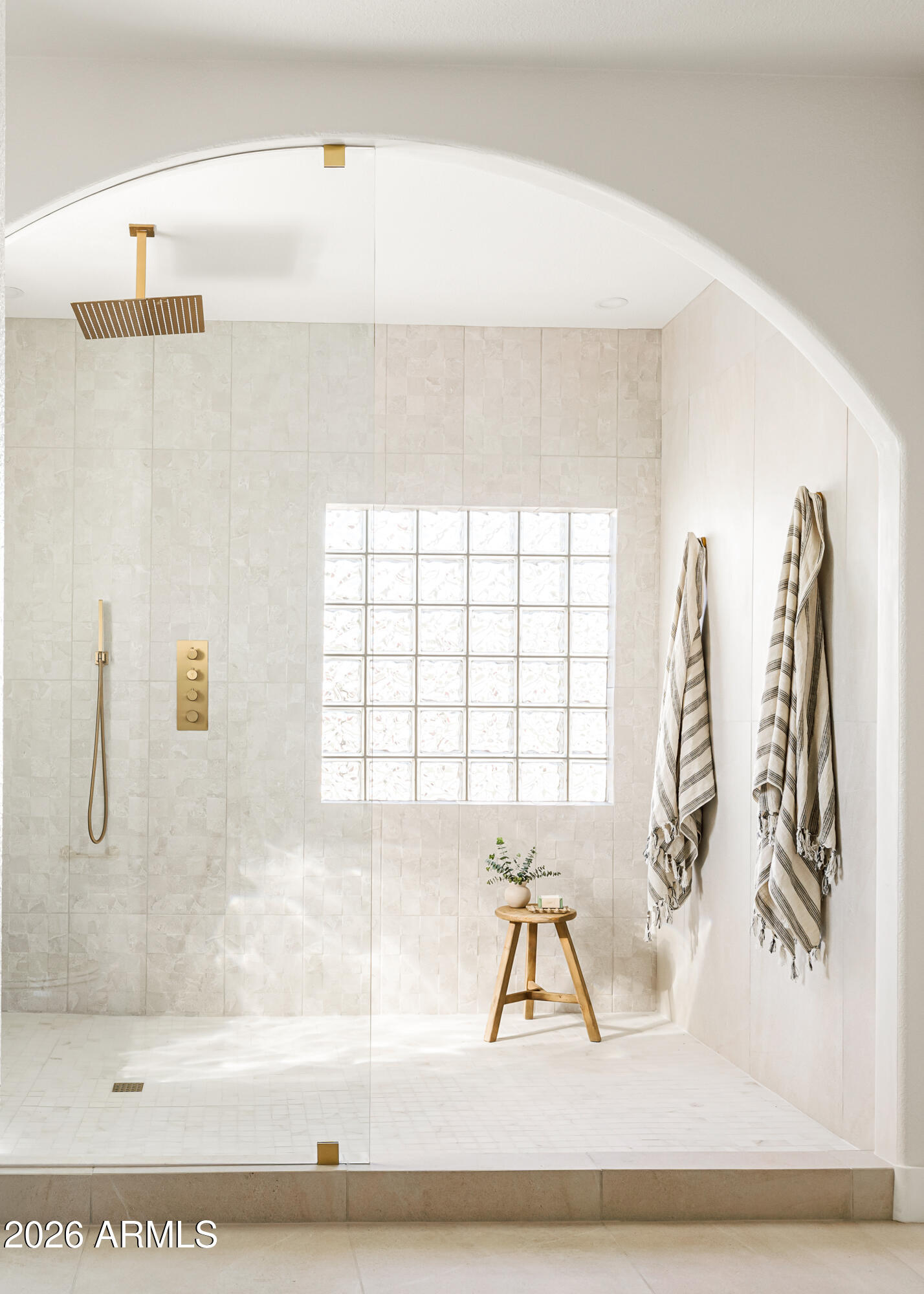 3620 E COCONINO Place