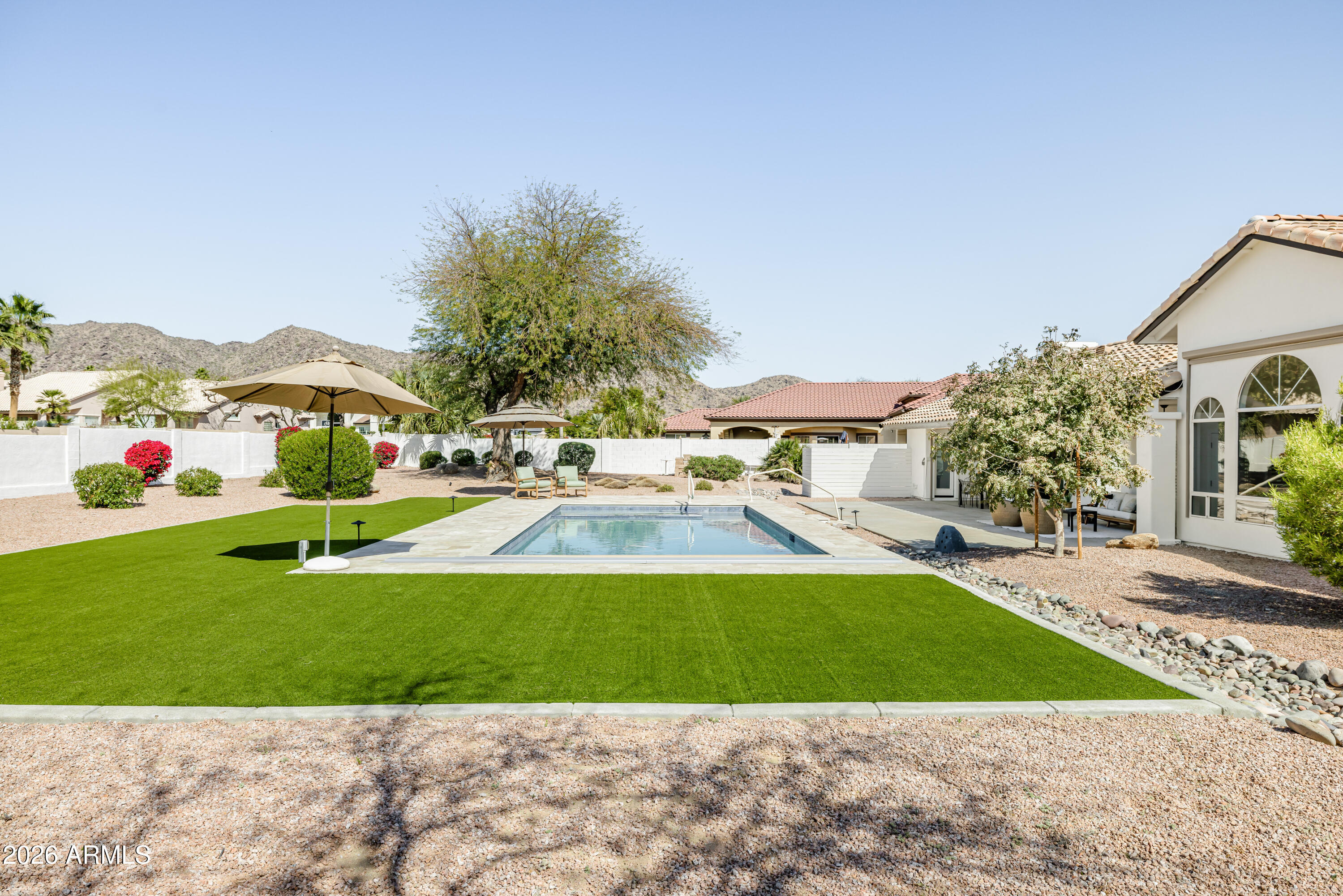 3620 E COCONINO Place