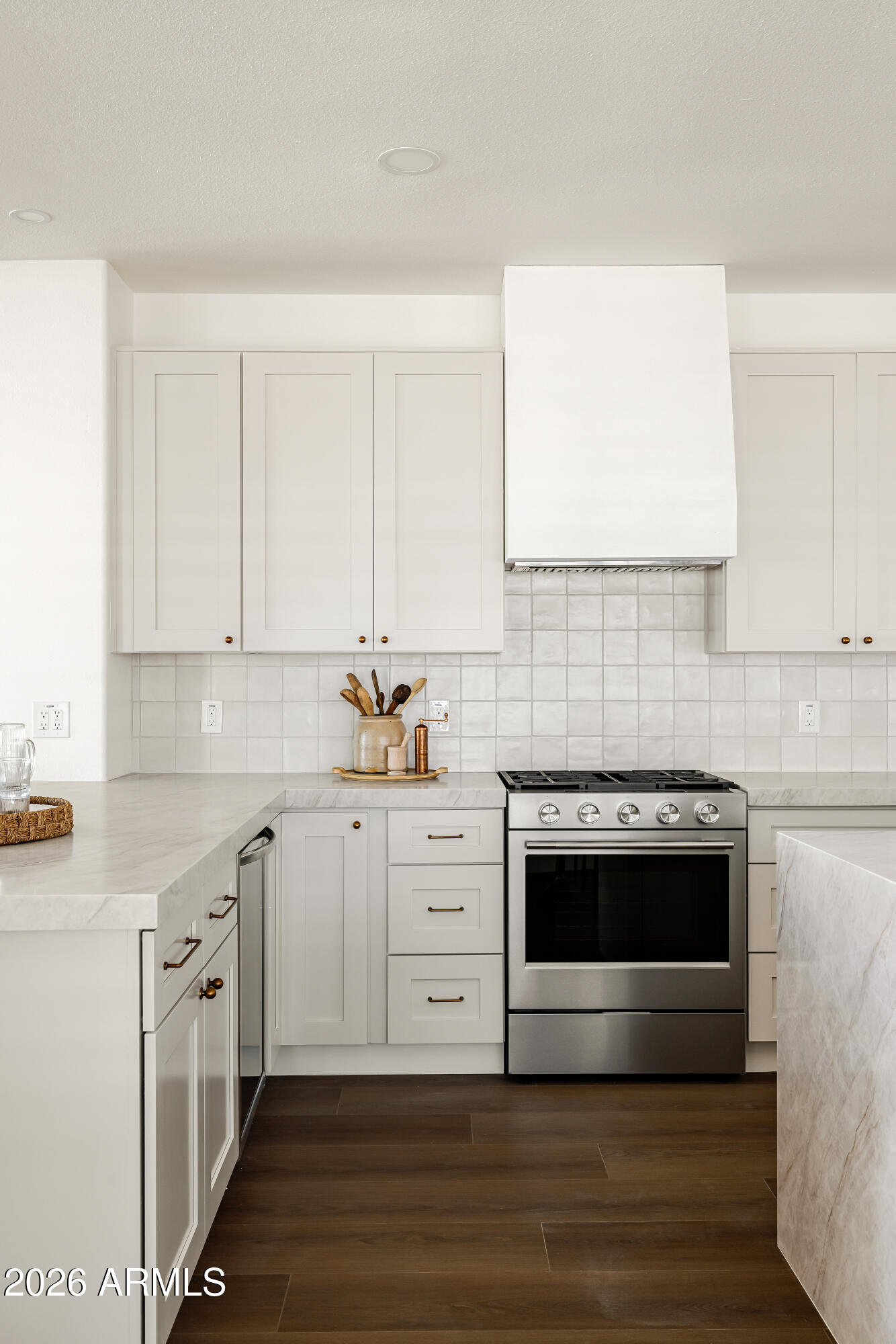 3620 E COCONINO Place