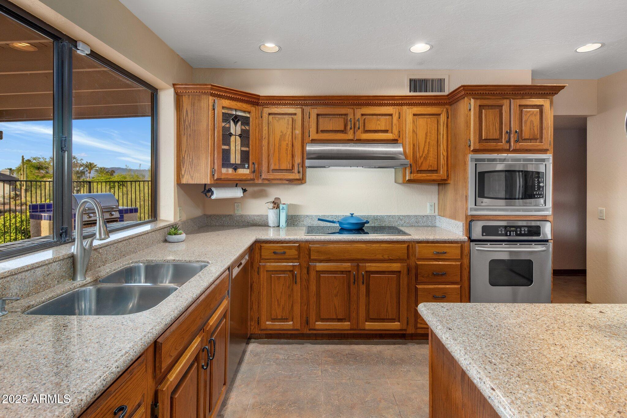 16844 E LAST TRAIL Drive