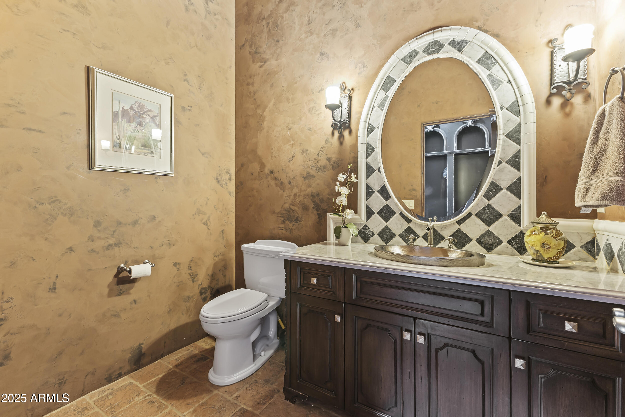 4334 E Desert Crest Drive