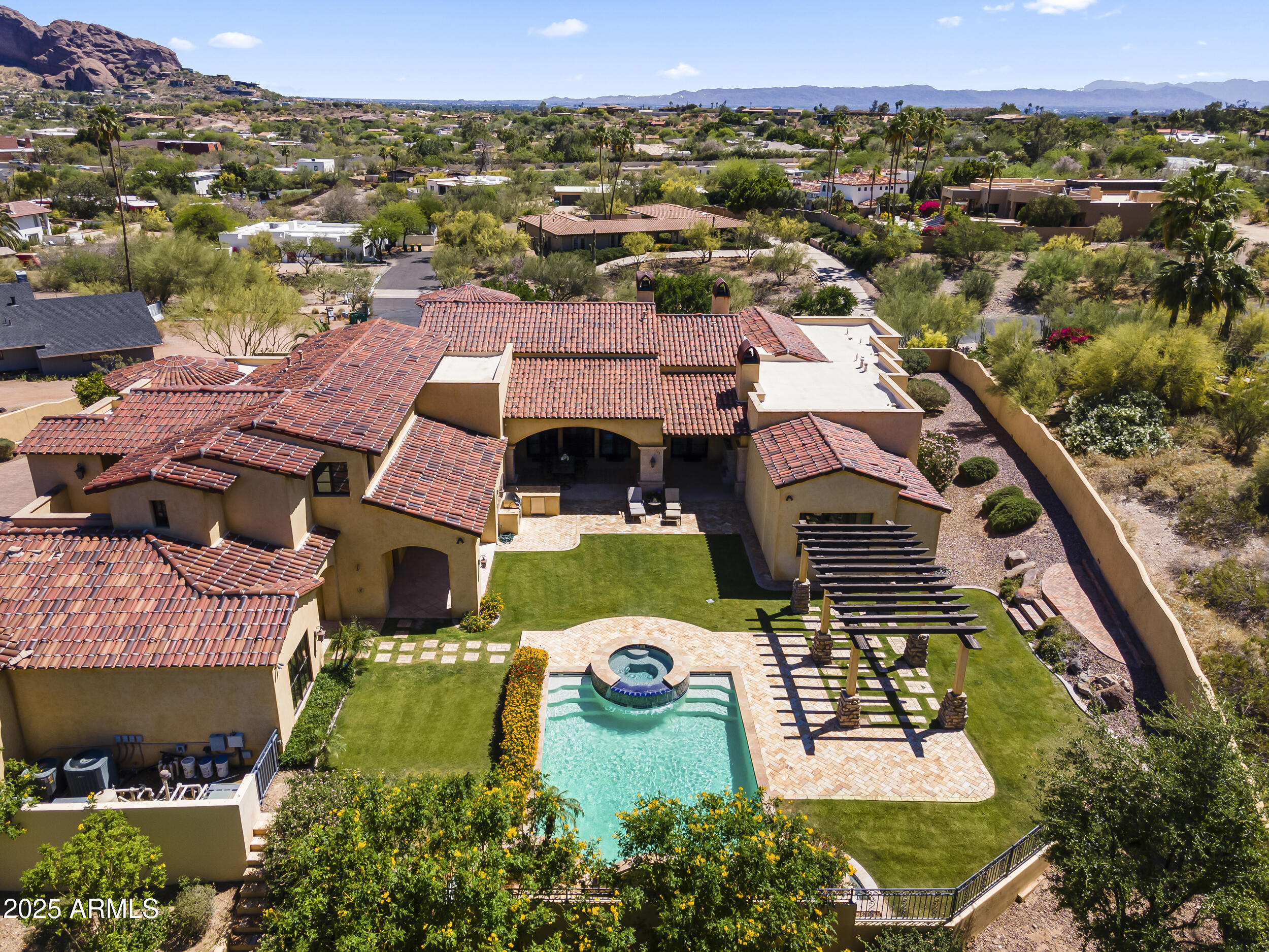 4334 E Desert Crest Drive