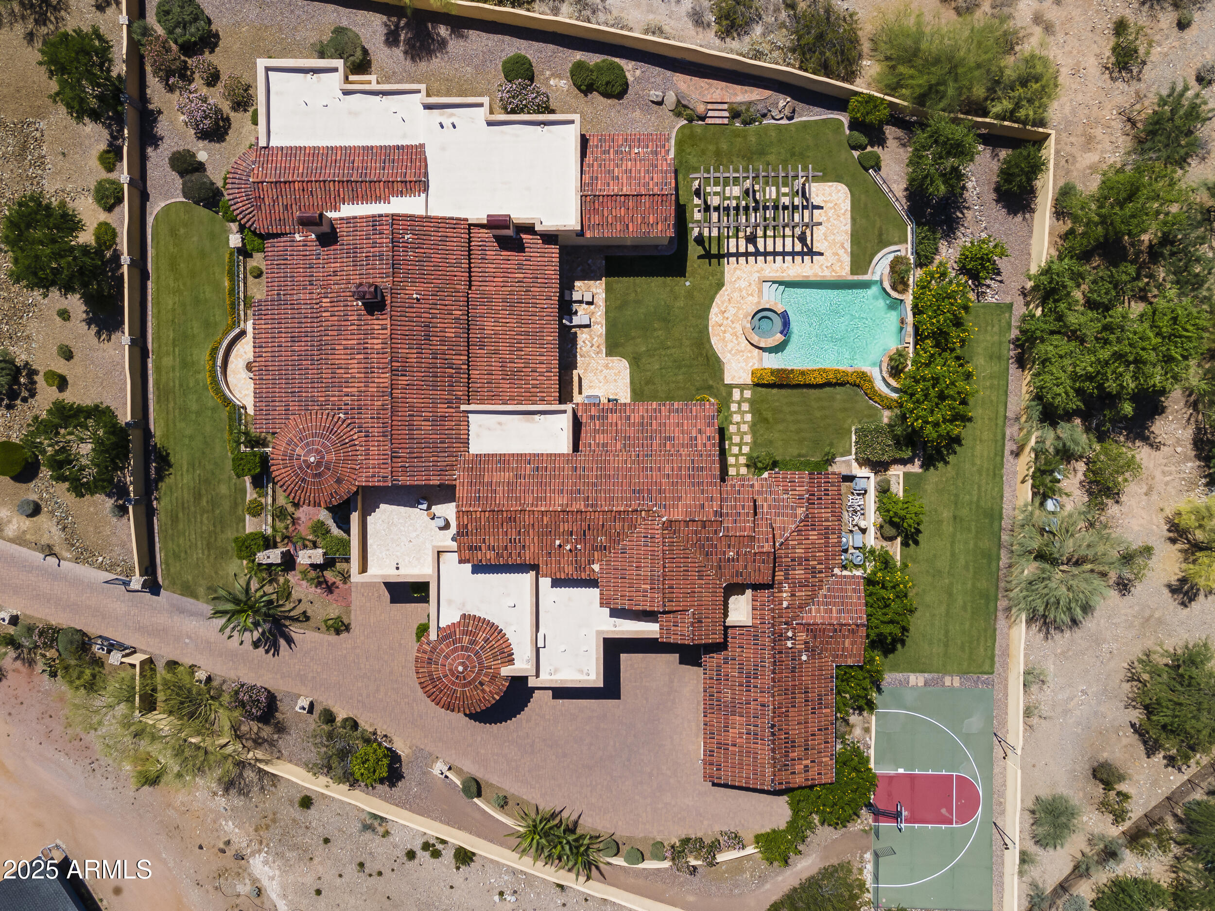 4334 E Desert Crest Drive