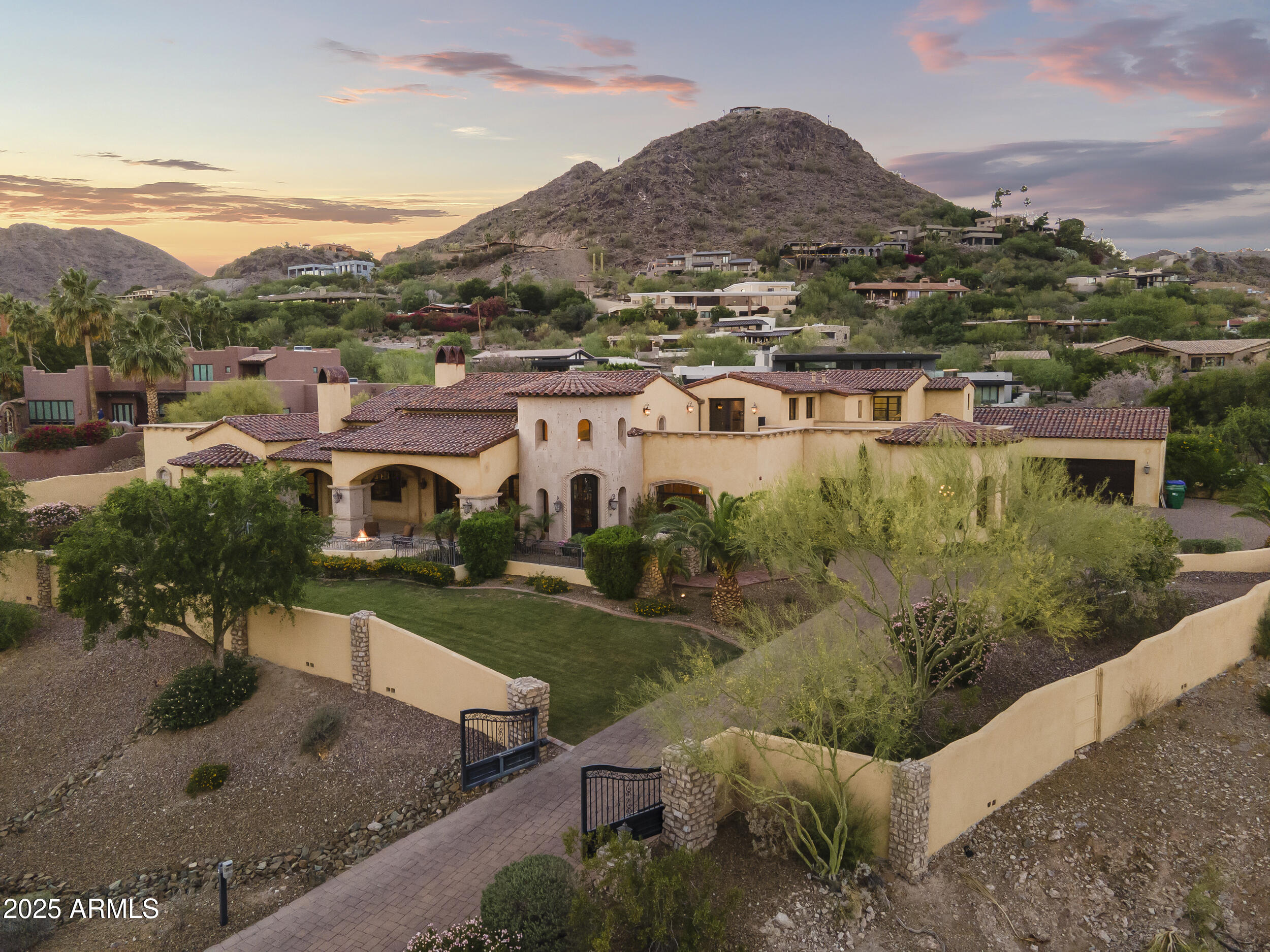 4334 E Desert Crest Drive