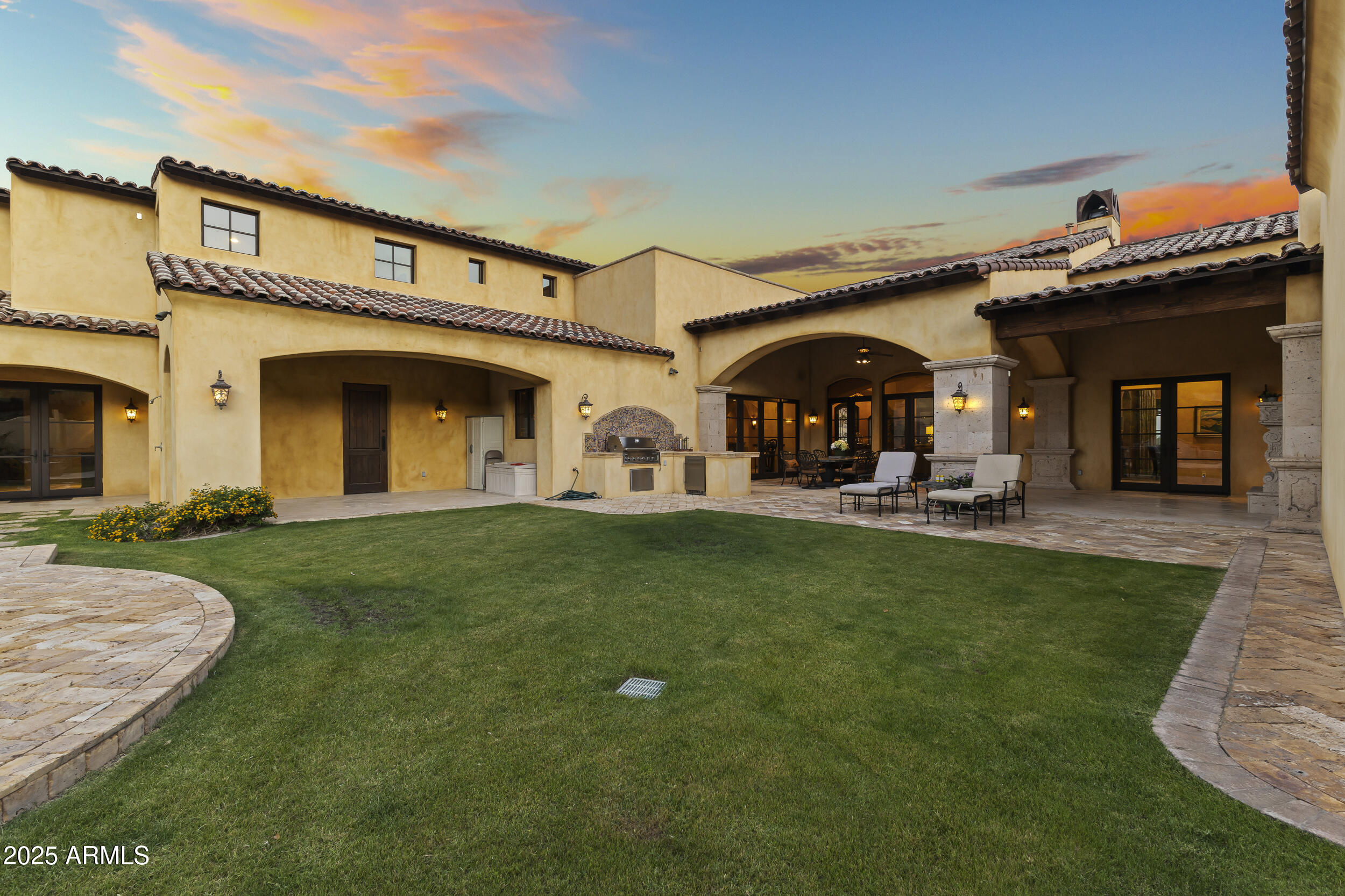 4334 E Desert Crest Drive