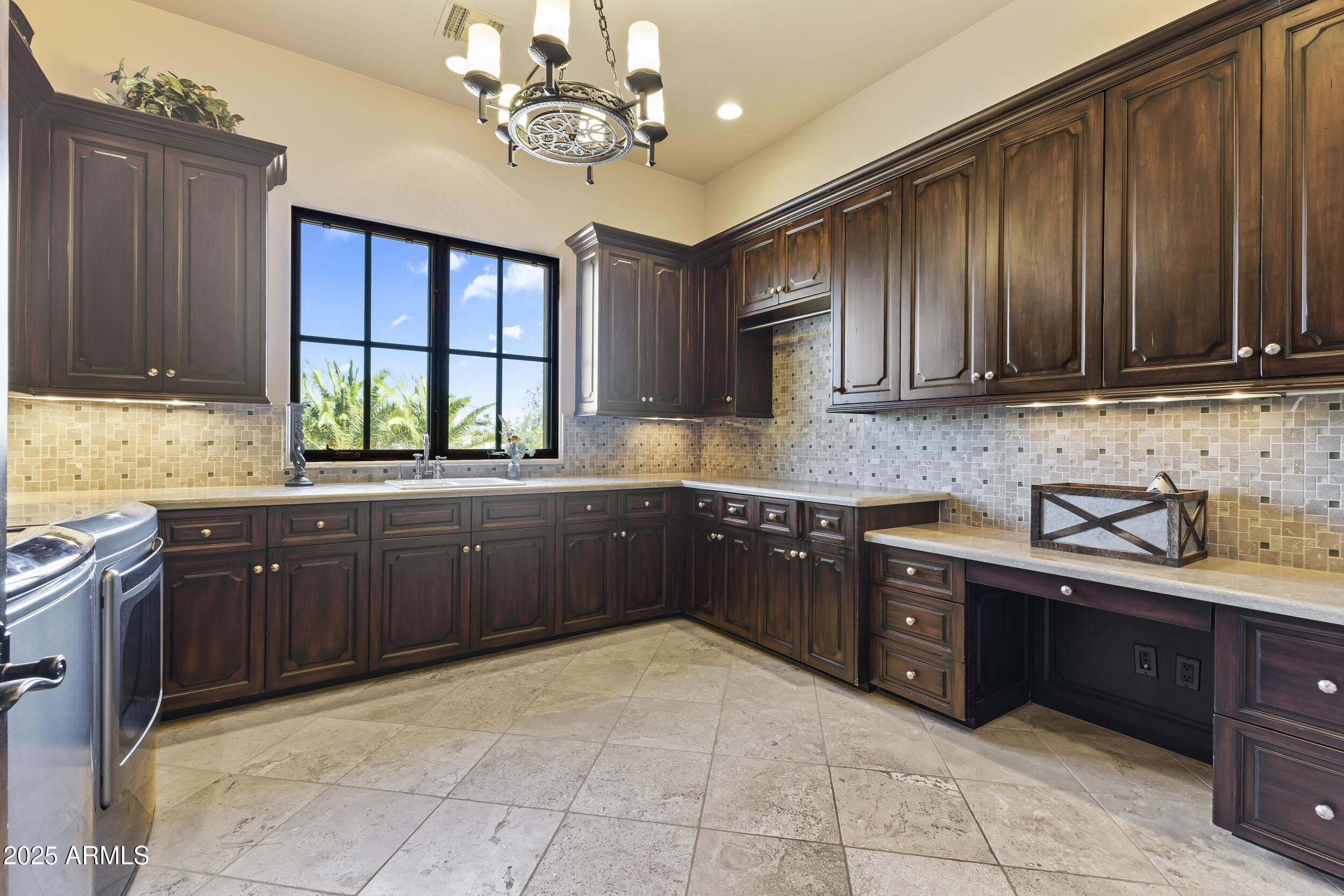 4334 E Desert Crest Drive