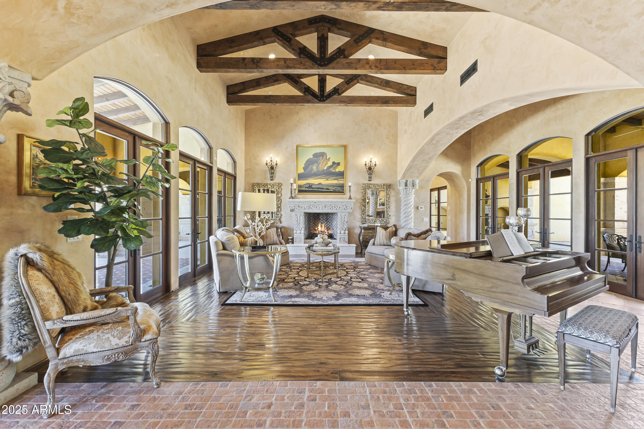 4334 E Desert Crest Drive