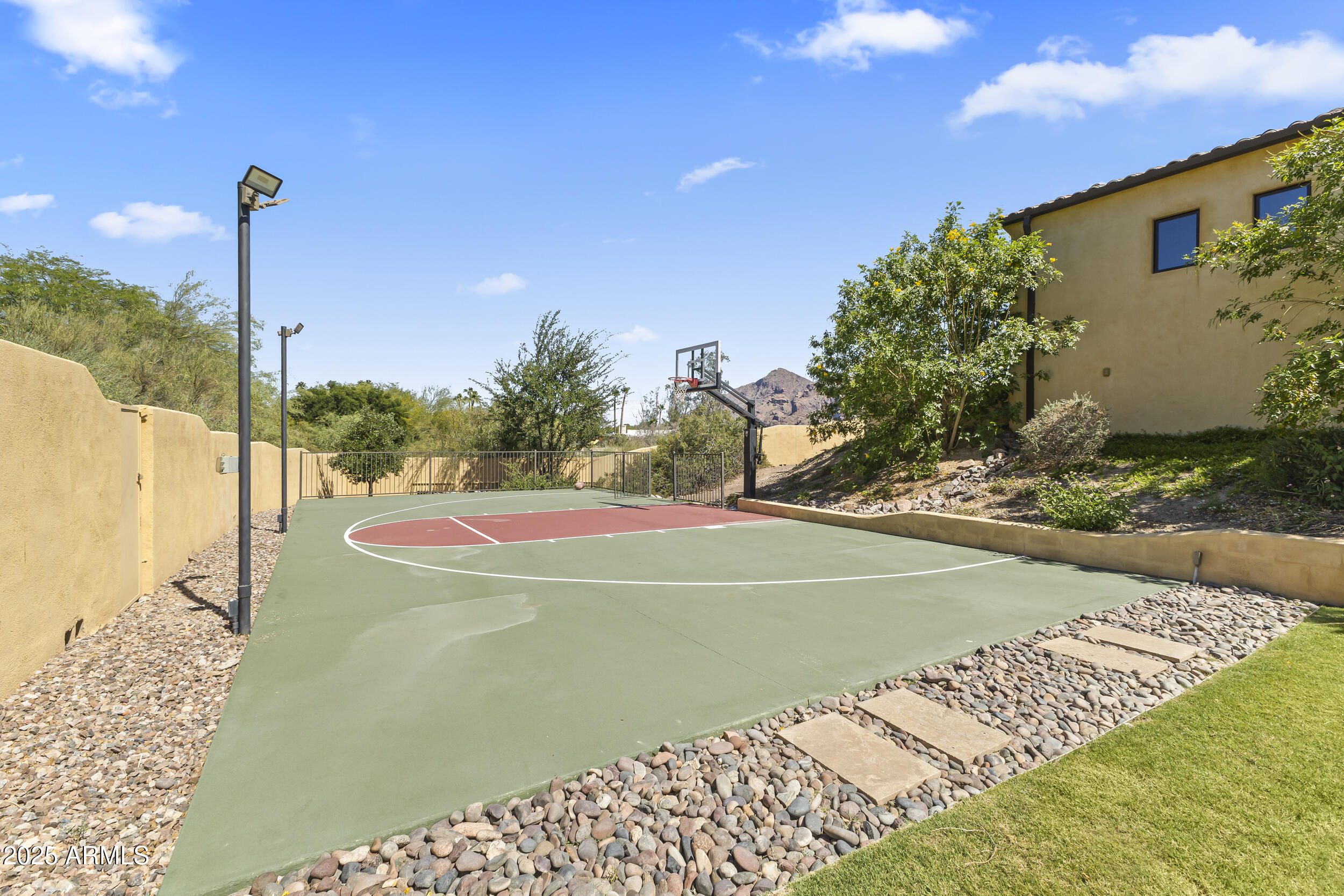 4334 E Desert Crest Drive