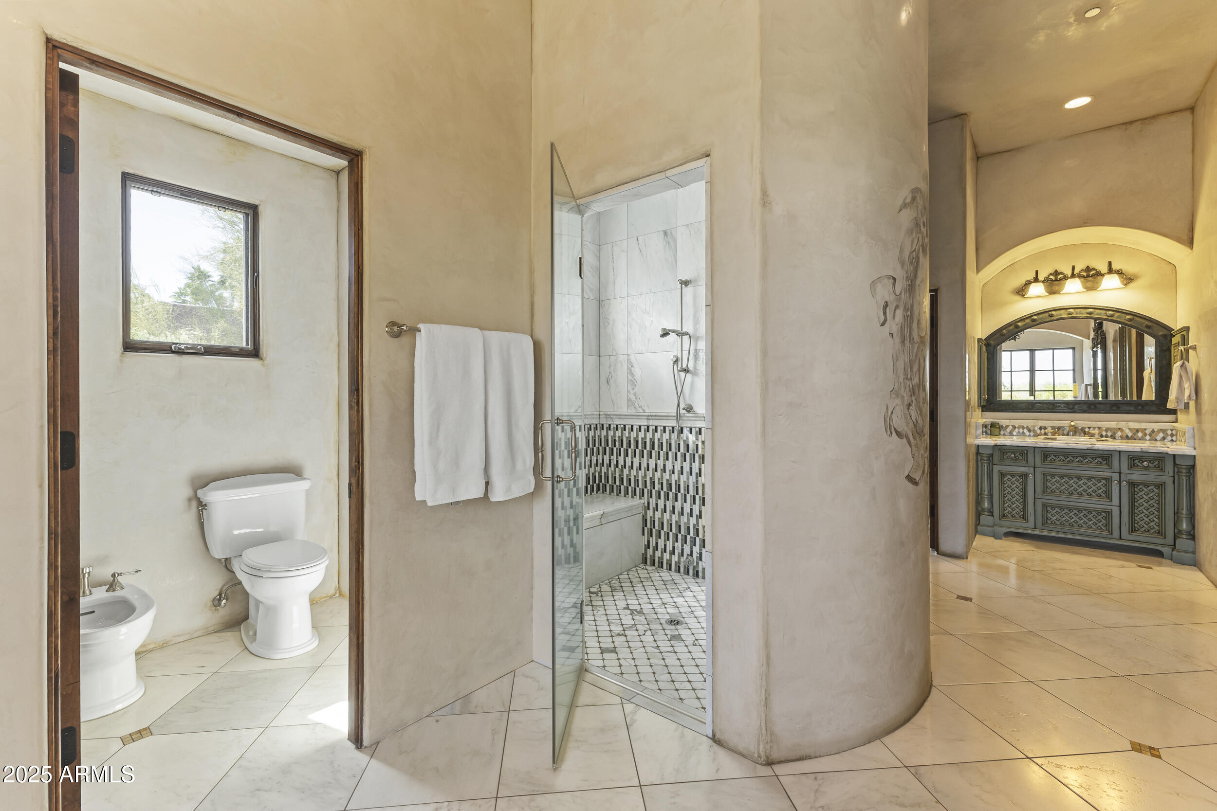 4334 E Desert Crest Drive