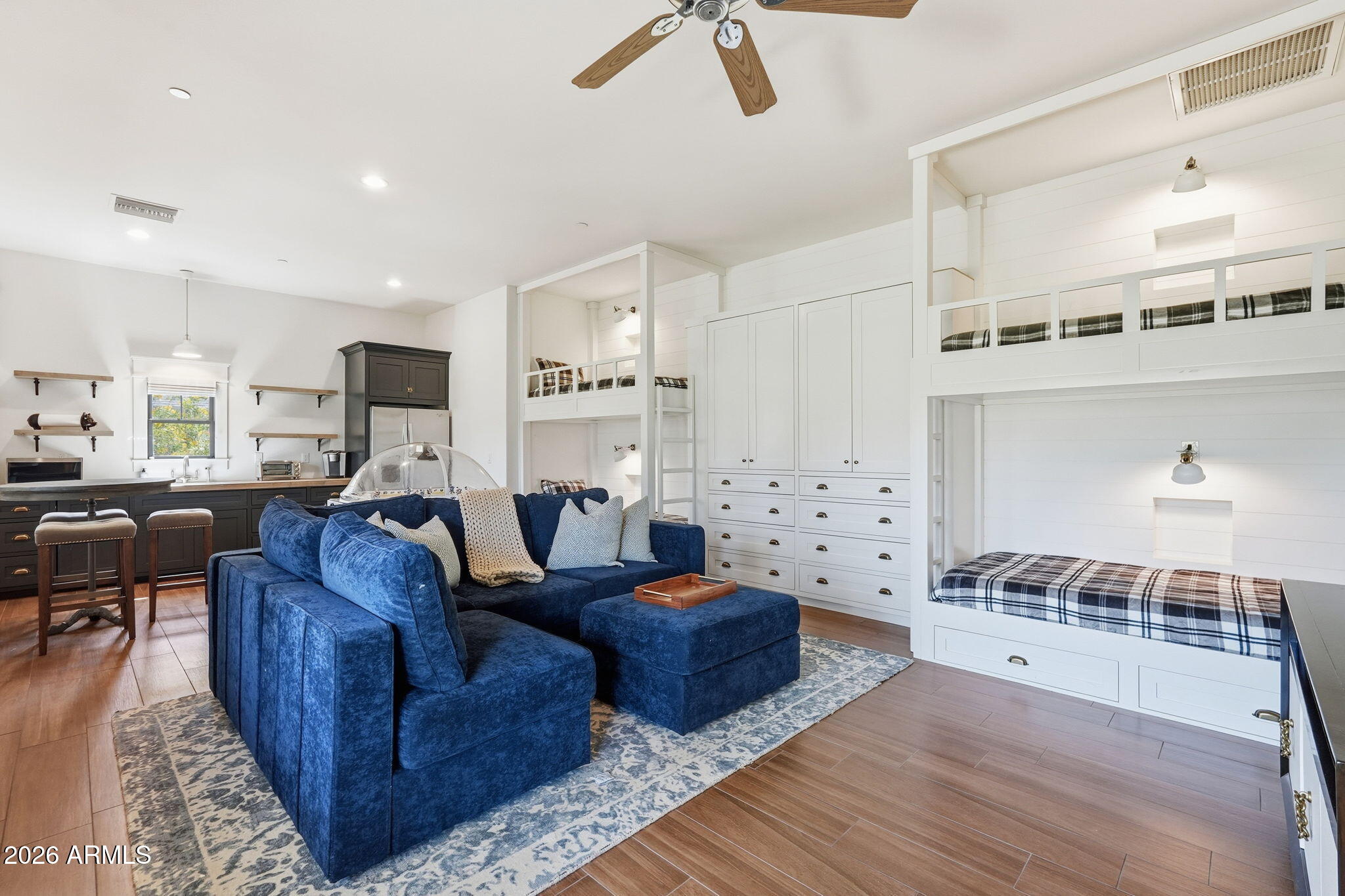 8202 N 74TH Place