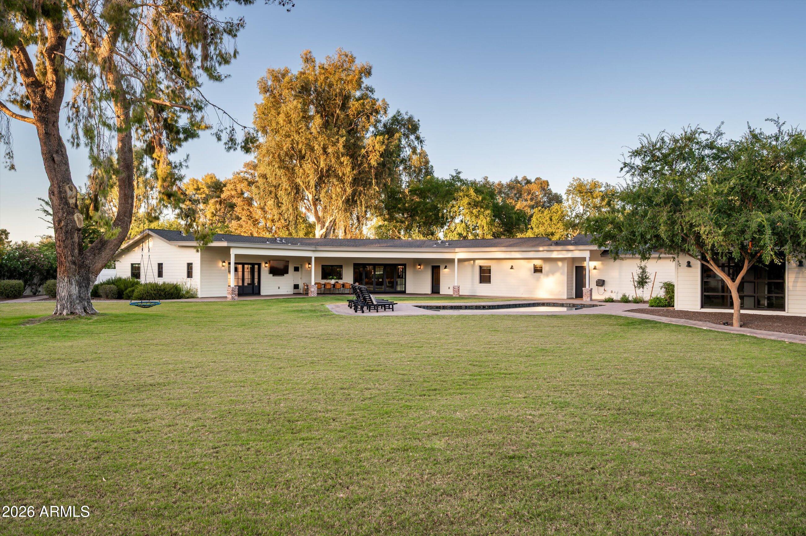 8202 N 74TH Place