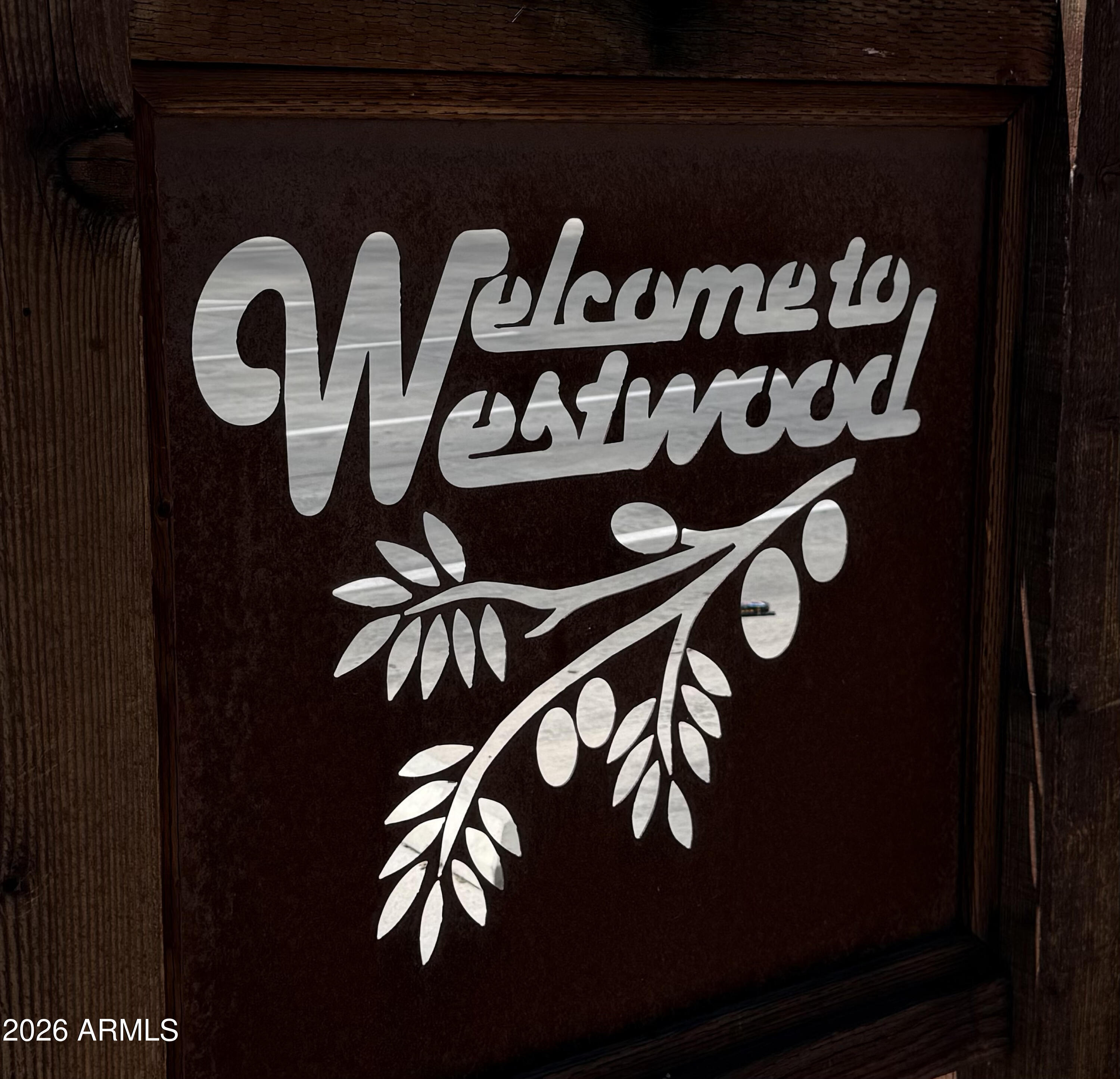 1936 W CLARENDON Avenue