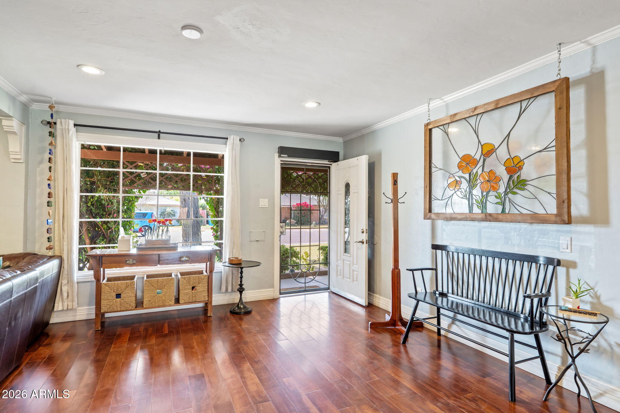 1936 W CLARENDON Avenue