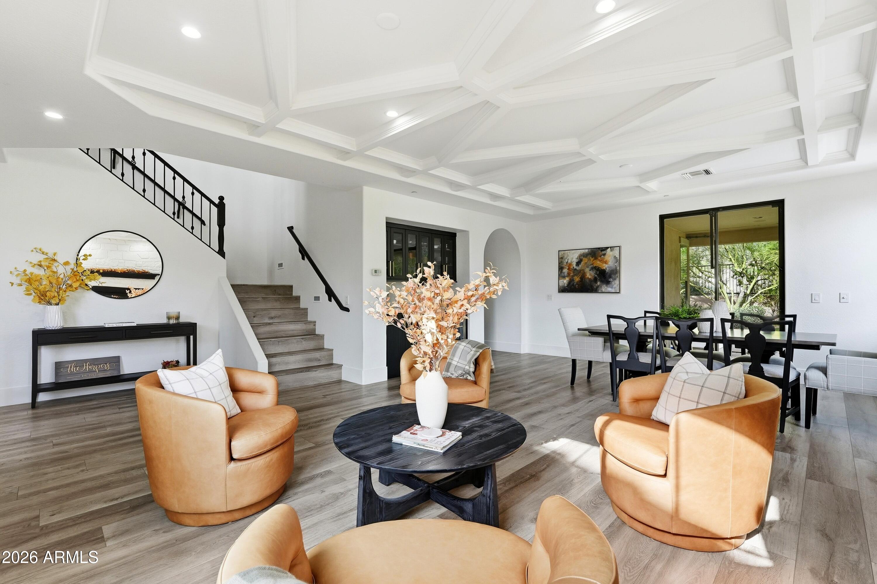 9832 E EDGESTONE Drive